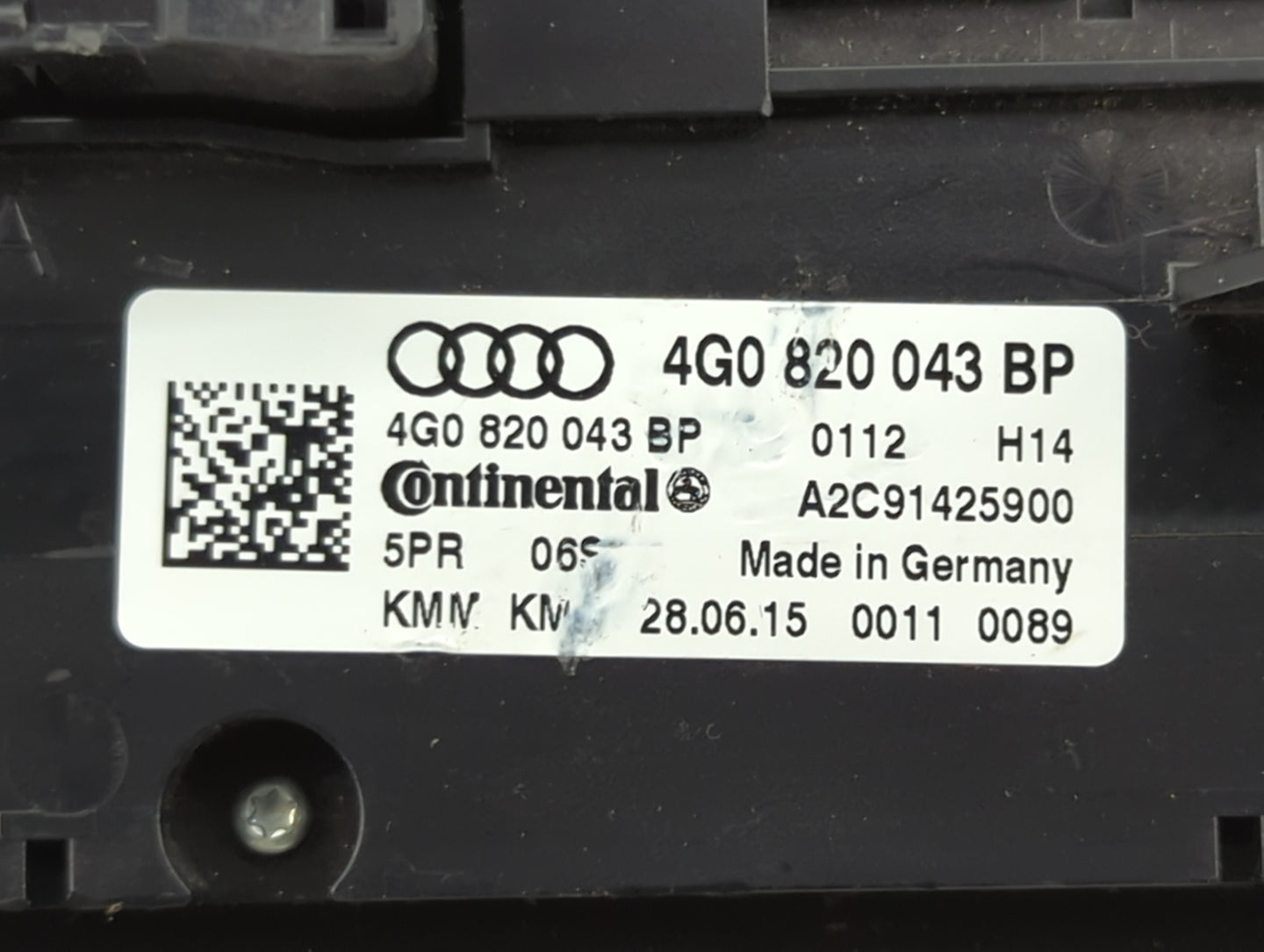 2014-2017 Audi A6 Climate Control Module Temperature AC/Heater Replacement P/N:4G0 820 043 BP Fits Fits 2014 2015 2016 2017 