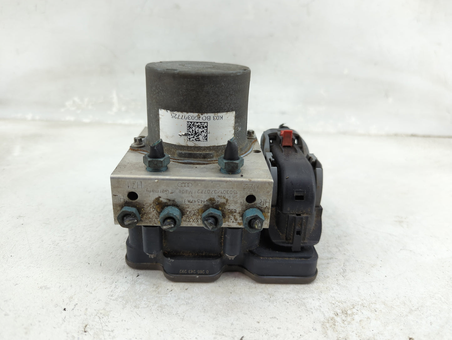 2016-2018 Audi A6 ABS Pump Control Module Replacement P/N:4G0907379Q 0265956226 Fits Fits 2015 2016 2017 2018 OEM Used Auto 