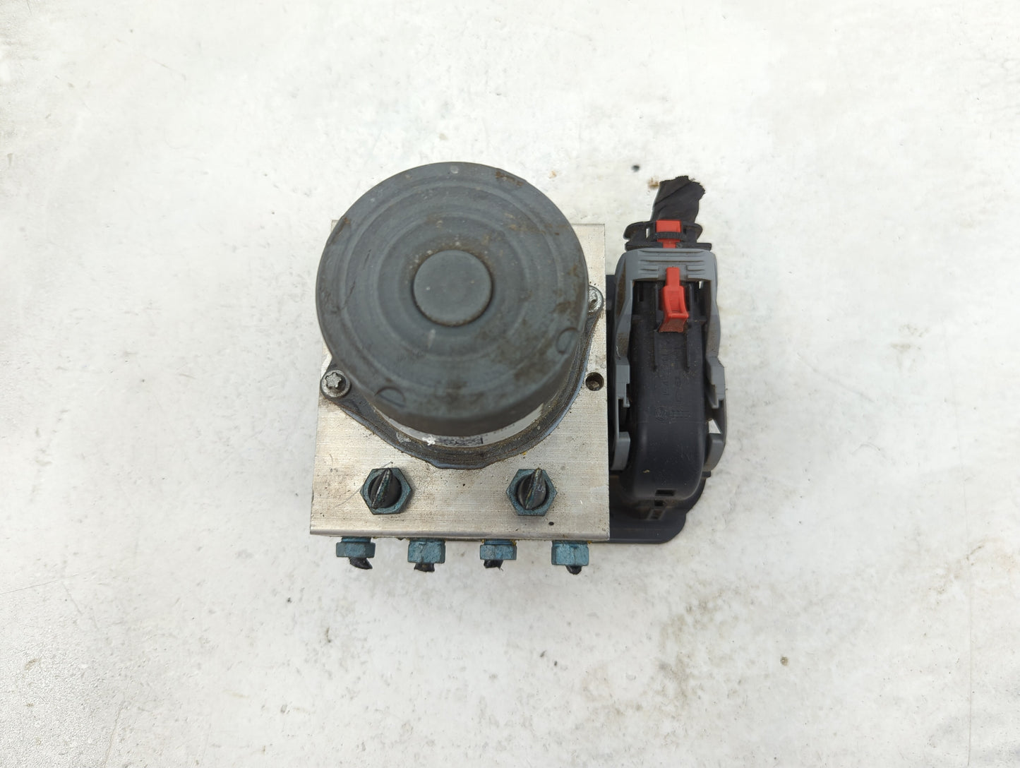 2016-2018 Audi A6 ABS Pump Control Module Replacement P/N:4G0907379Q 0265956226 Fits Fits 2015 2016 2017 2018 OEM Used Auto 