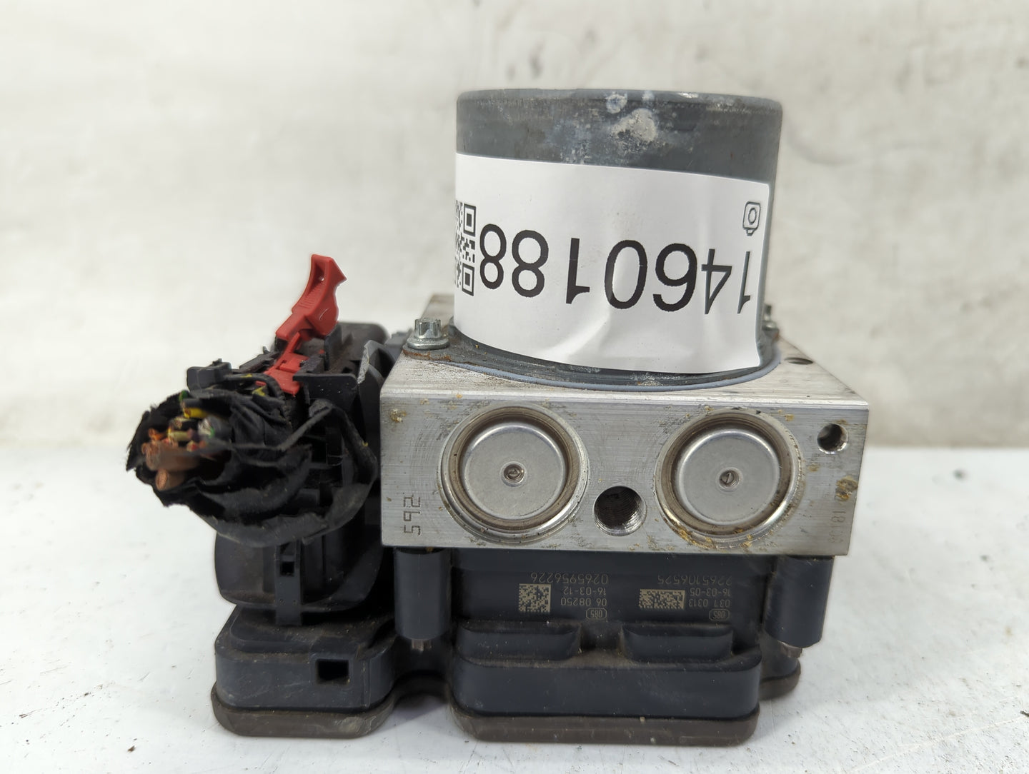 2016-2018 Audi A6 ABS Pump Control Module Replacement P/N:4G0 907 379 S Fits Fits 2015 2016 2017 2018 OEM Used Auto Parts - 