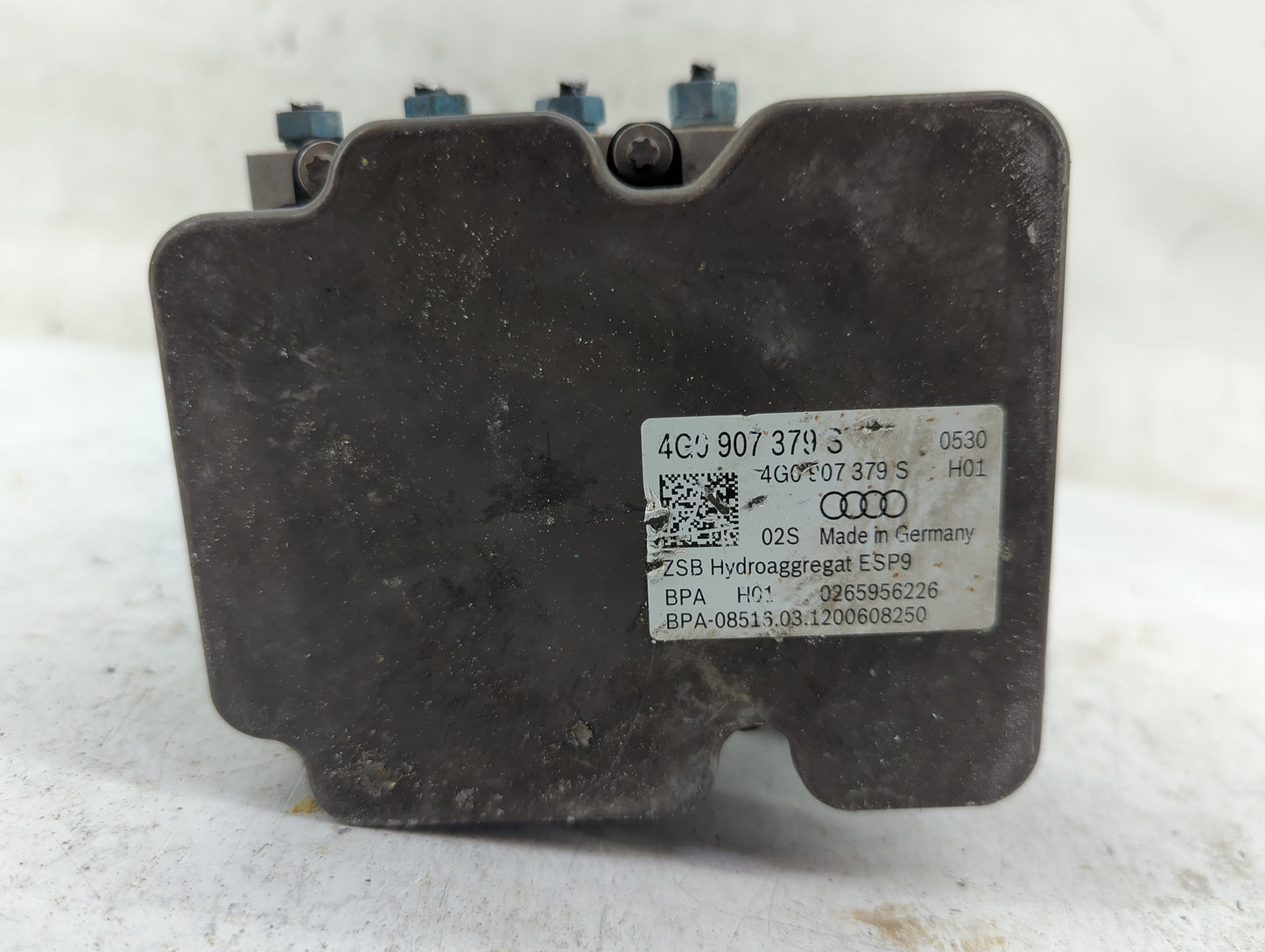 2016-2018 Audi A6 ABS Pump Control Module Replacement P/N:4G0 907 379 S Fits Fits 2015 2016 2017 2018 OEM Used Auto Parts - 