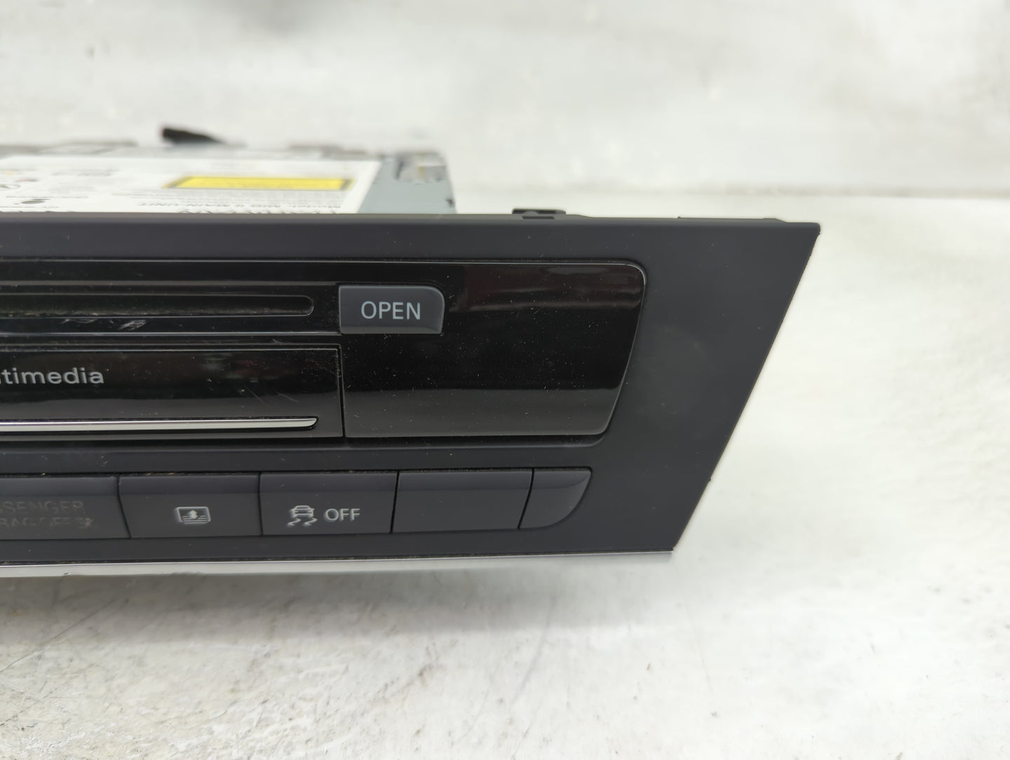 2016-2017 Audi A6 Multi Media Audio Radio Receiver Player Oem 1469186 - Oemusedautoparts1.com