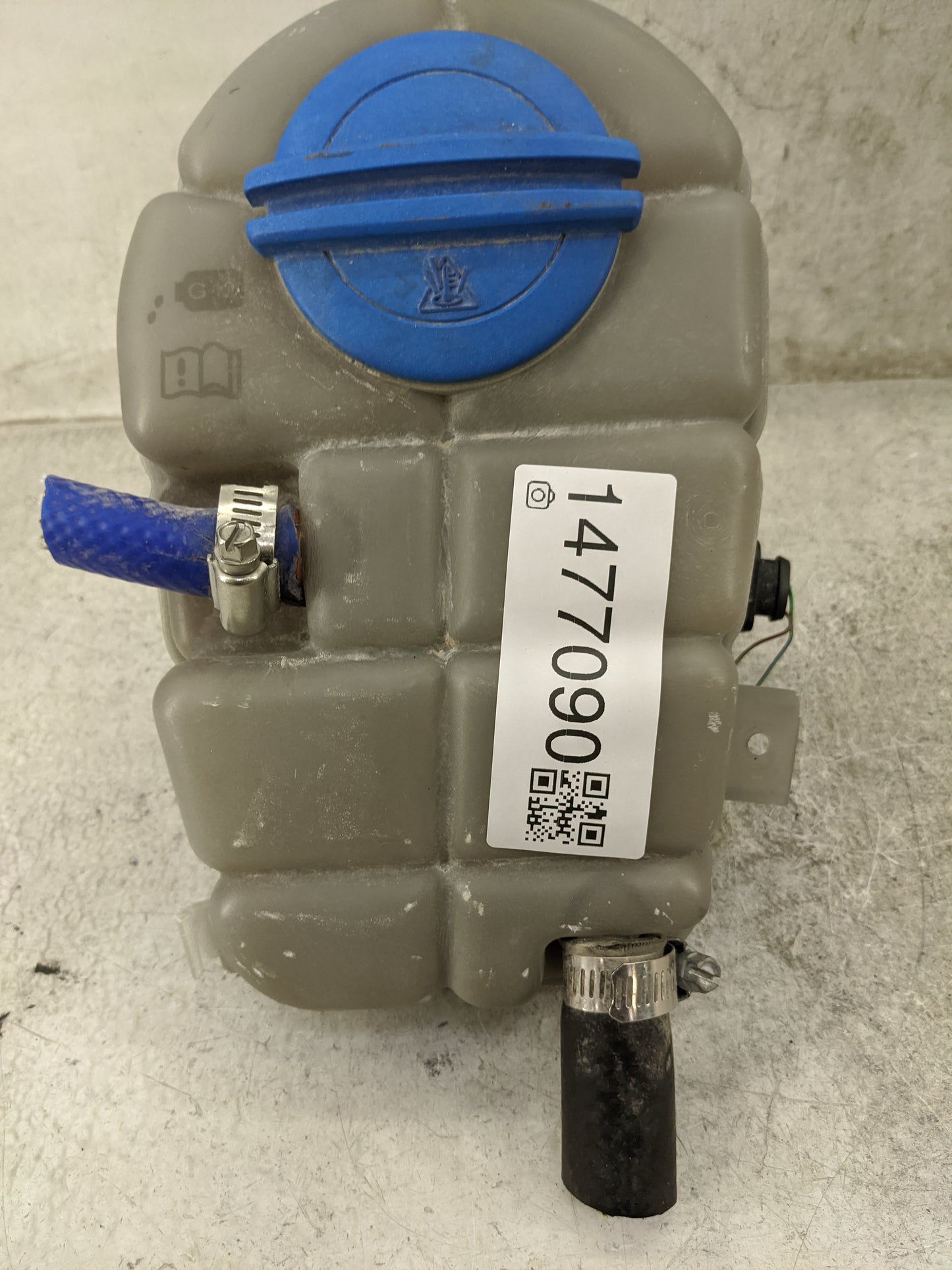 2016-2018 Audi A6 Radiator Coolant Overflow Expansion Tank Bottle - Oemusedautoparts1.com