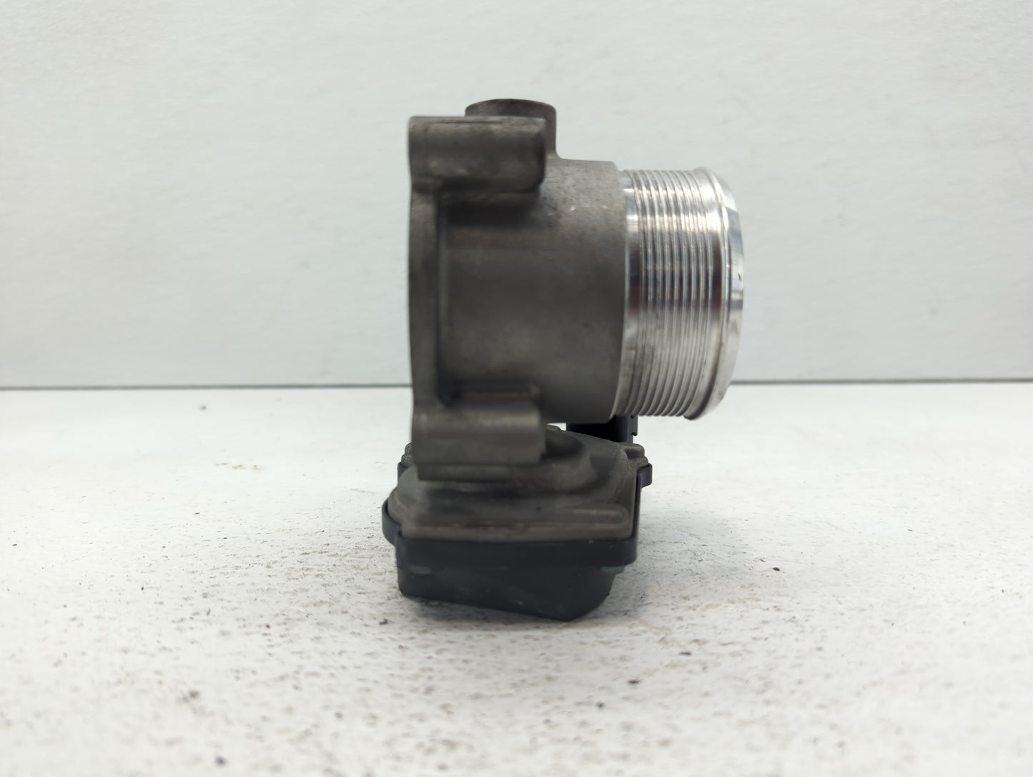 2012-2018 Audi A6 Throttle Body P/N:06F 133 062 T 06F 133 062 Q Fits OEM Used Auto Parts - Oemusedautoparts1.com