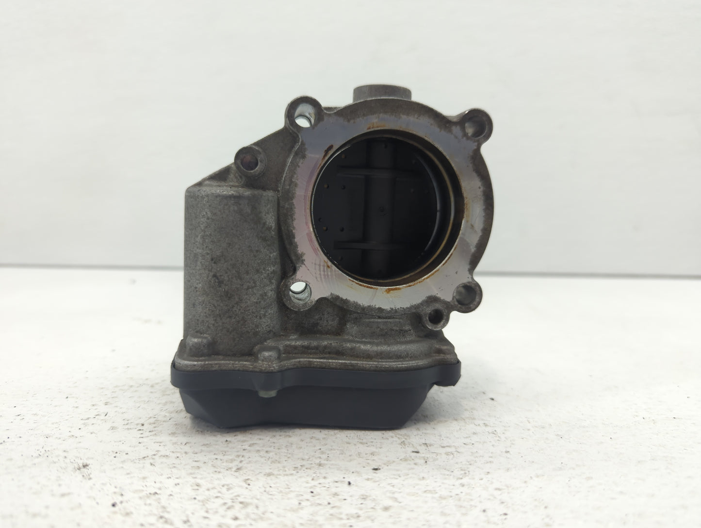 2012-2018 Audi A6 Throttle Body P/N:06F 133 062 T 06F 133 062 Q Fits OEM Used Auto Parts - Oemusedautoparts1.com