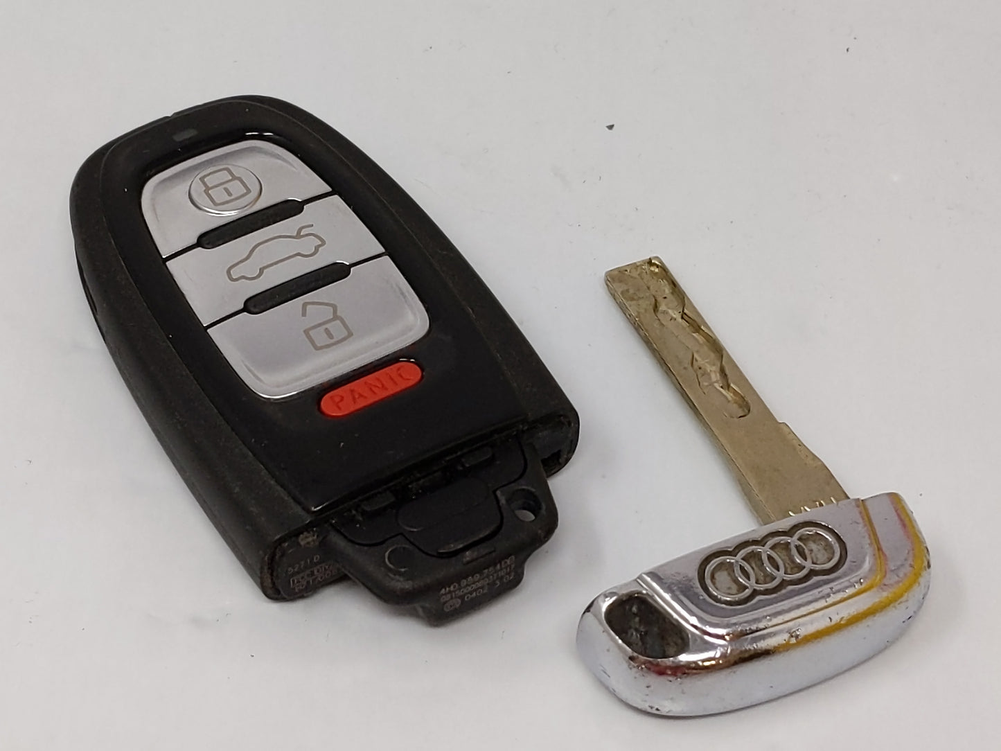 2013-2016 Audi A6 Keyless Entry Remote Yzfbsb802 4h0.959.754 Db 4 Buttons - Oemusedautoparts1.com