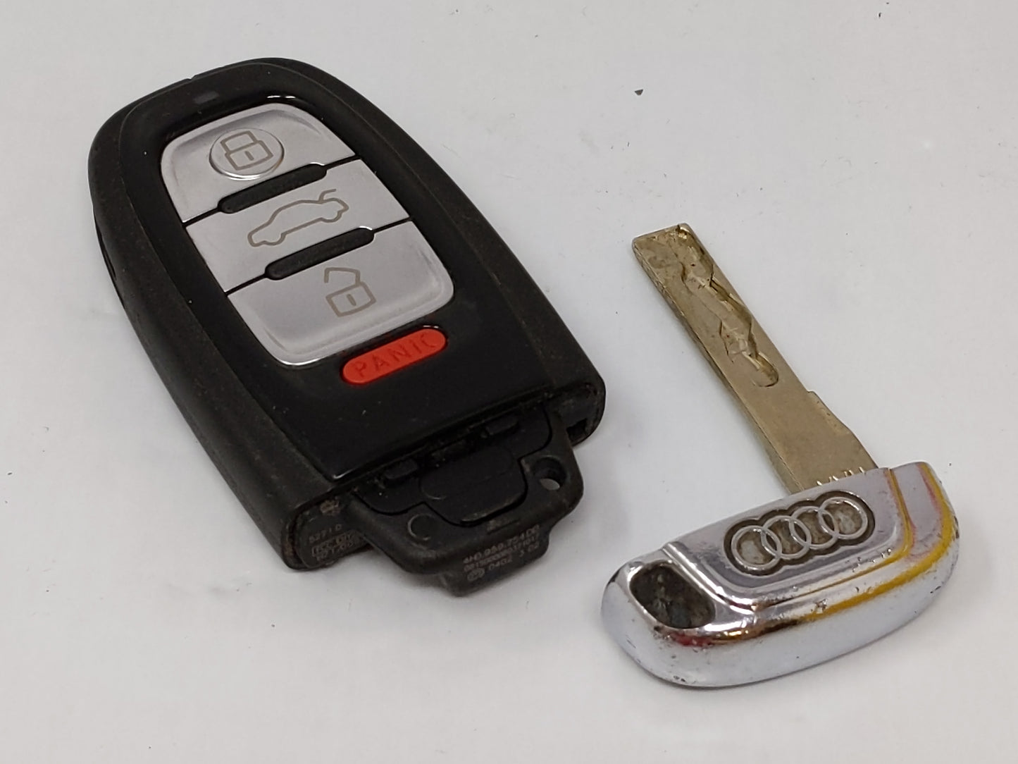 2013-2016 Audi A6 Keyless Entry Remote Yzfbsb802 4h0.959.754 Db 4 Buttons - Oemusedautoparts1.com
