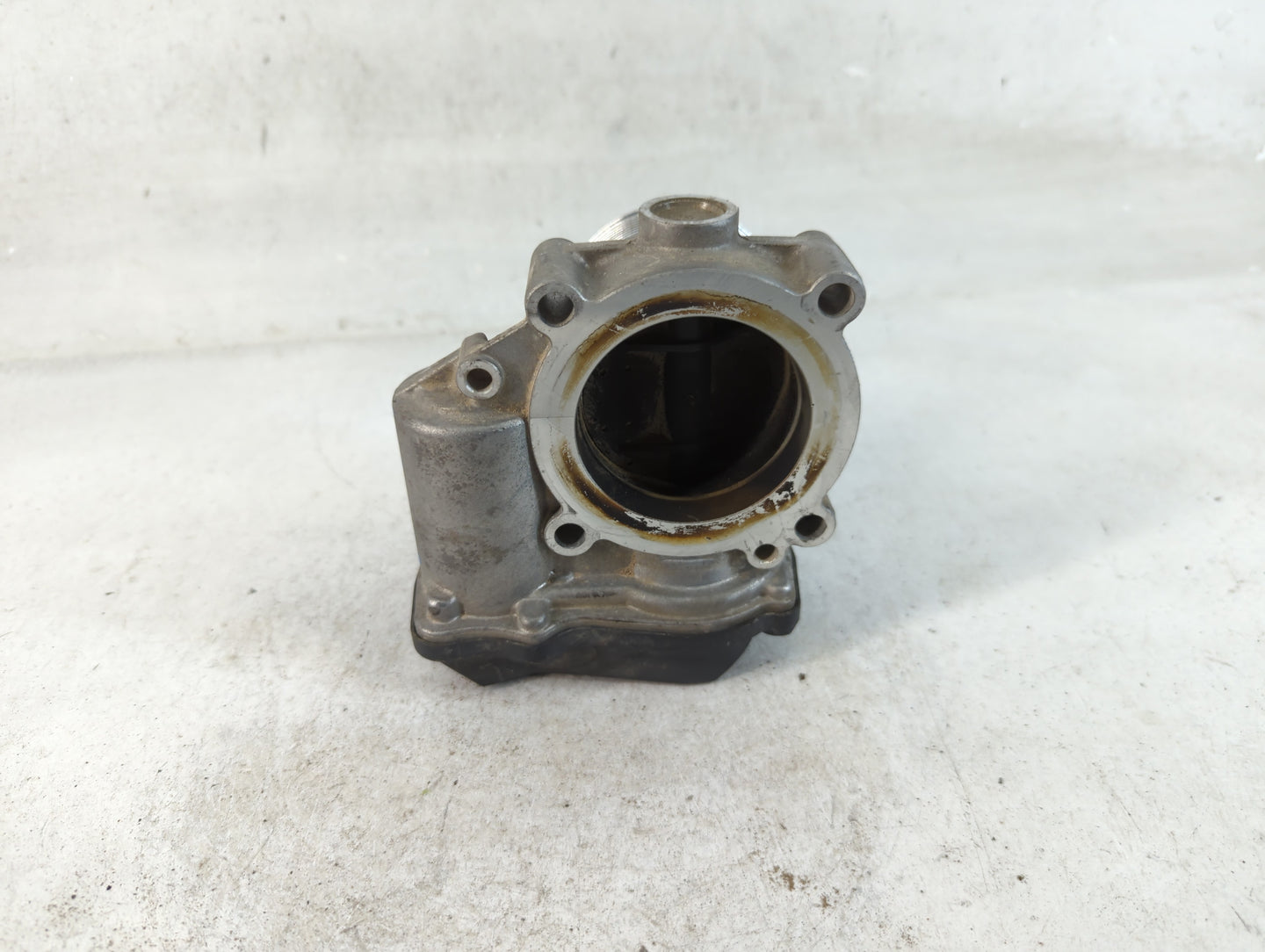 2012-2018 Audi A6 Throttle Body P/N:06E 133 062 T Fits OEM Used Auto Parts - Oemusedautoparts1.com