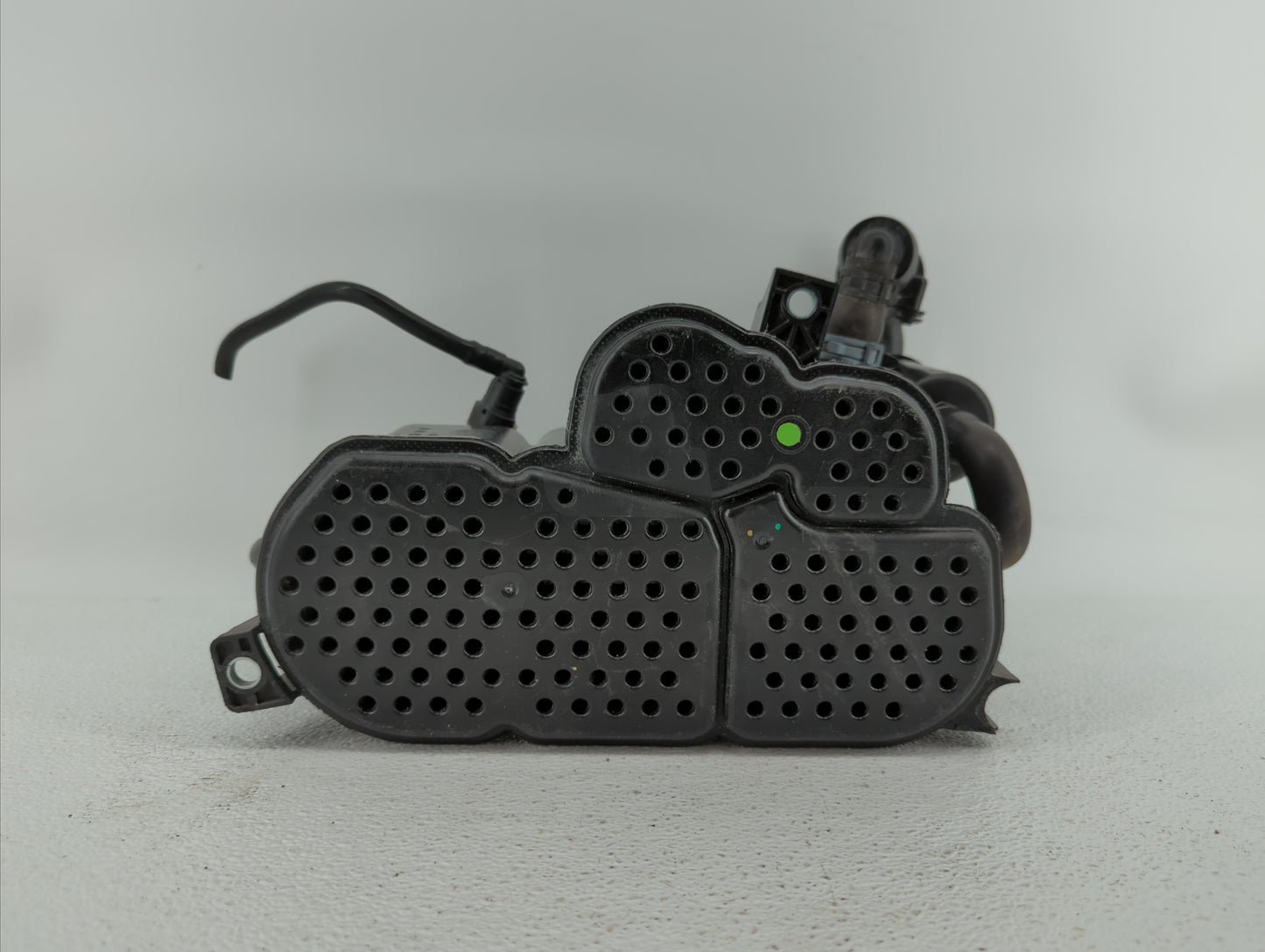 2016 Audi A8 Fuel Vapor Charcoal Canister - Oemusedautoparts1.com