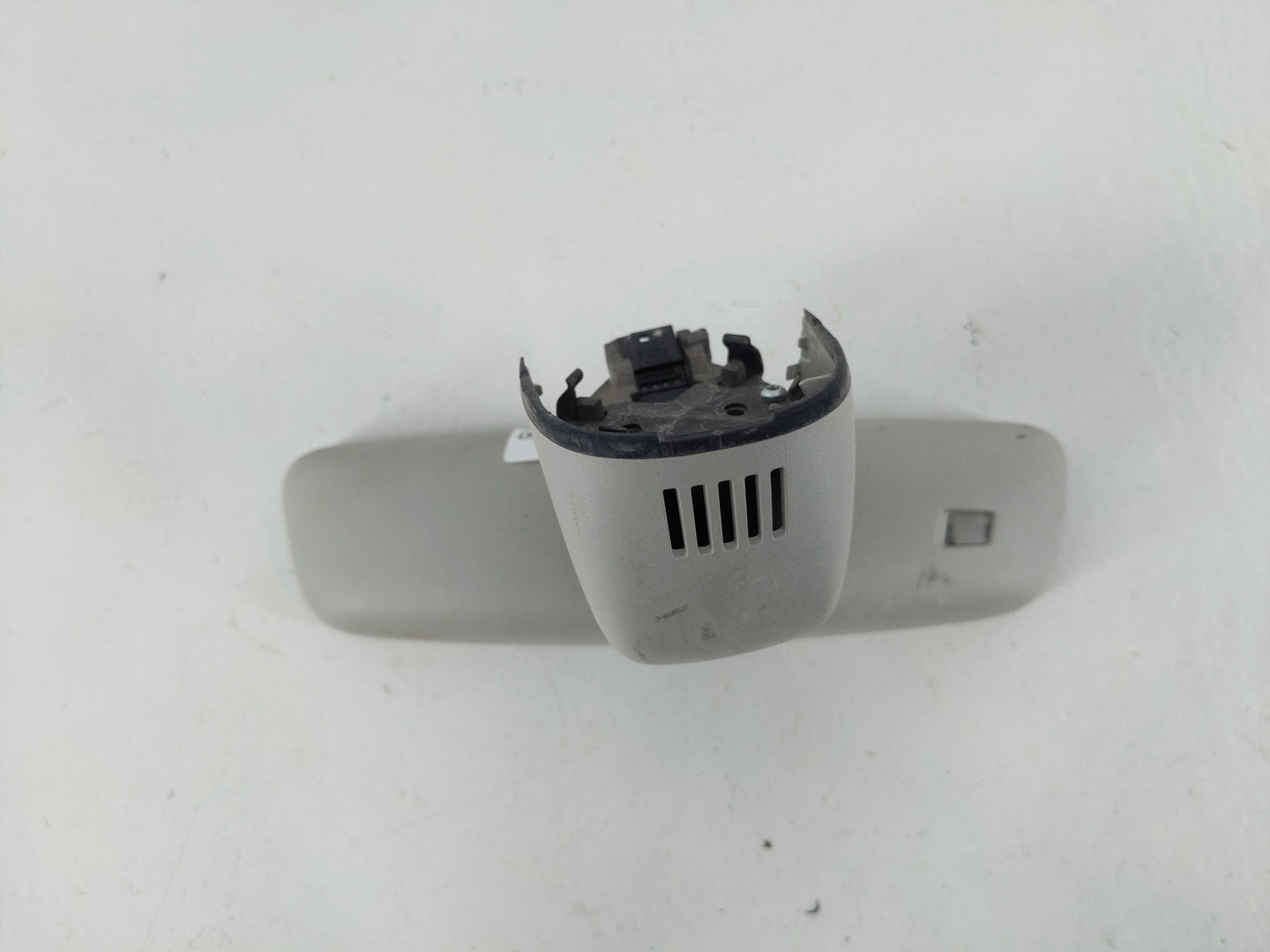 2015-2018 Audi Q3 Interior Rear View Mirror Replacement OEM P/N:E11038200 Fits Fits 2015 2016 2017 2018 OEM Used Auto Parts 