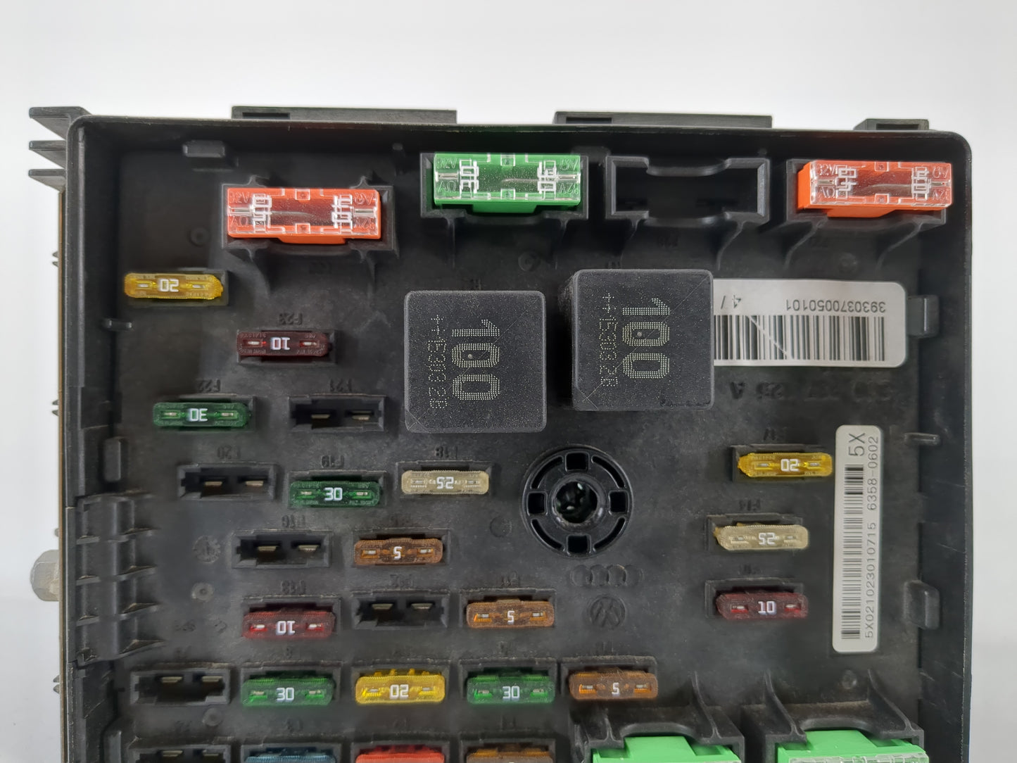 2015-2018 Audi Q3 Fusebox Fuse Box Panel Relay Module P/N:3C0 937 125 A Fits OEM Used Auto Parts - Oemusedautoparts1.com