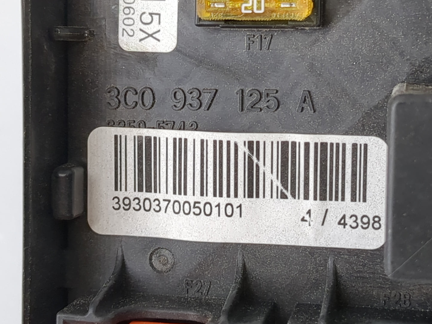 2015-2018 Audi Q3 Fusebox Fuse Box Panel Relay Module P/N:3C0 937 125 A Fits OEM Used Auto Parts - Oemusedautoparts1.com