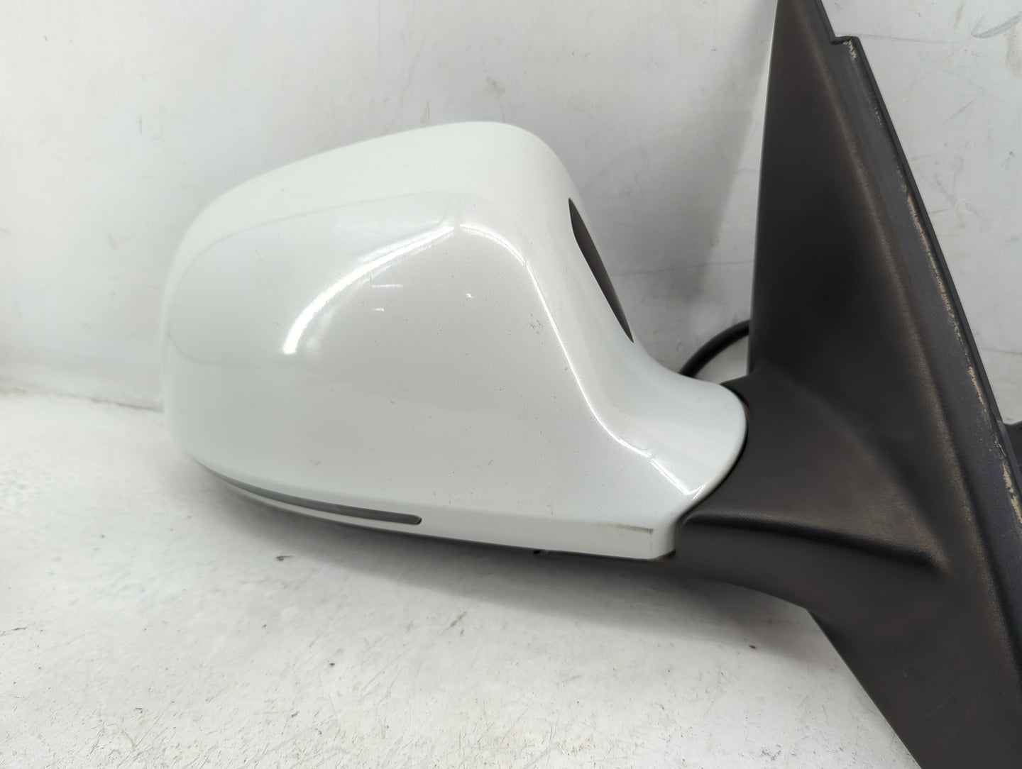 2015-2018 Audi Q3 Passenger Side View Mirror - Right Door Mirror OEM Used - Oemusedautoparts1.com