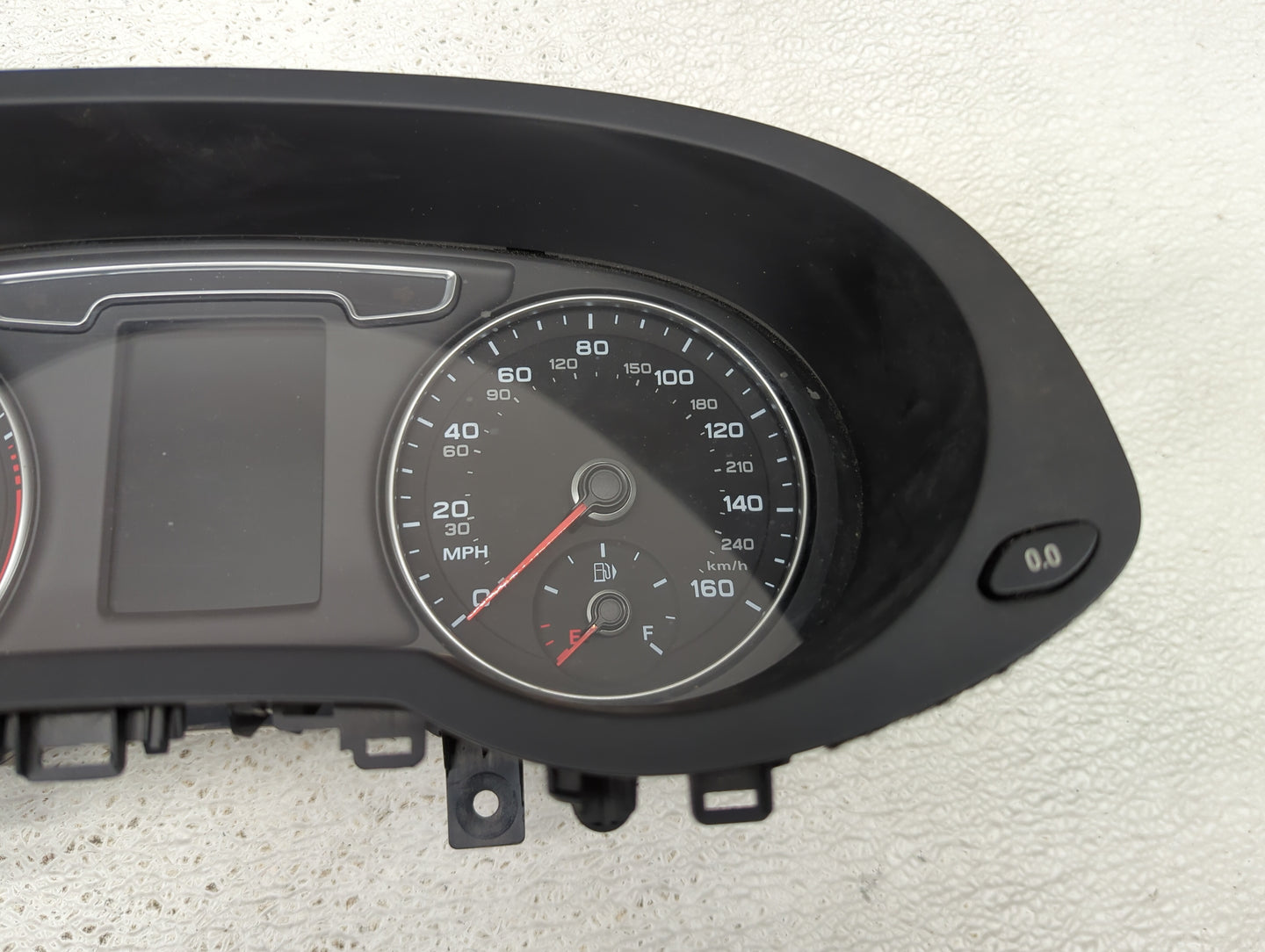 2015-2017 Audi Q3 Instrument Cluster Speedometer Gauges P/N:8U0920960A Fits Fits 2015 2016 2017 OEM Used Auto Parts - Oemuse