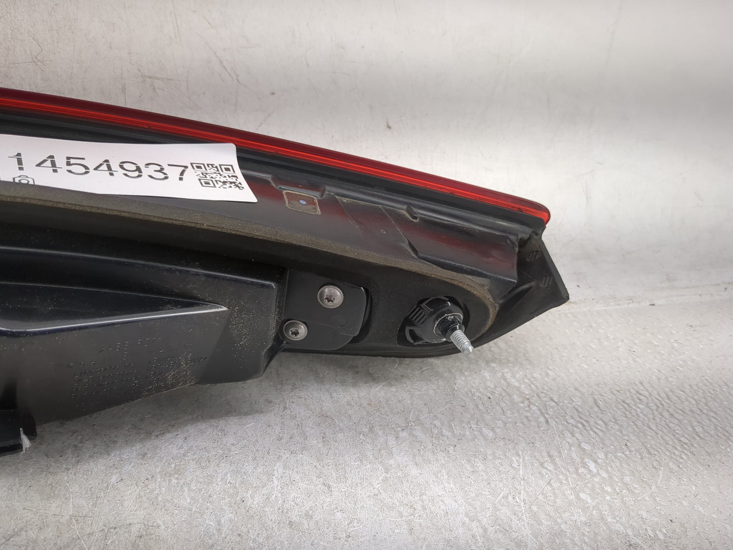 2016-2018 Audi Q3 Tail Light Assembly Passenger Right OEM P/N:8U0 945 094 AB Fits Fits 2016 2017 2018 OEM Used Auto Parts - 