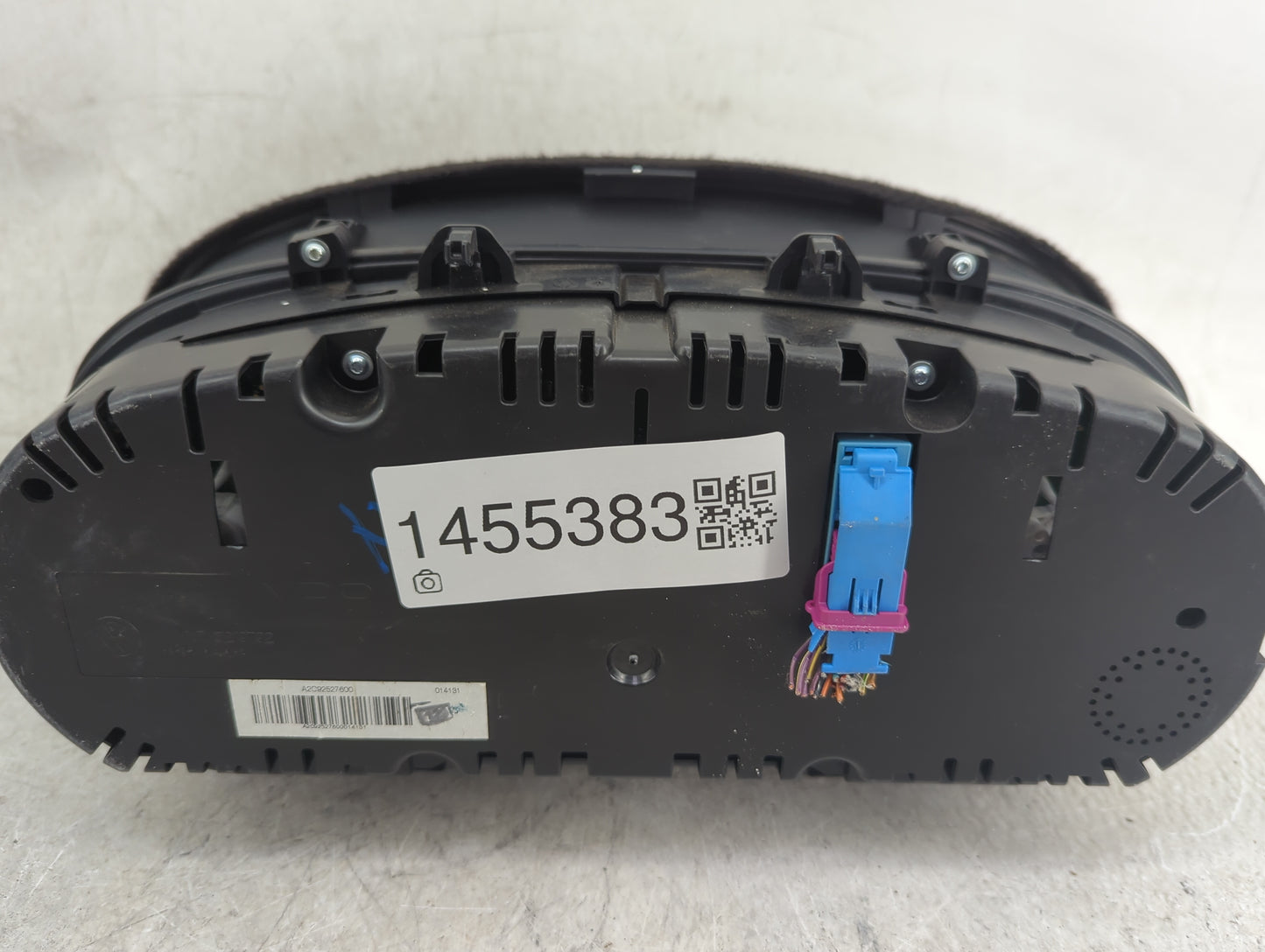 2015-2017 Audi Q3 Instrument Cluster Speedometer Gauges P/N:8U0920970B A2C85745700 Miles: Fits Fits 2015 2016 2017 OEM Used 