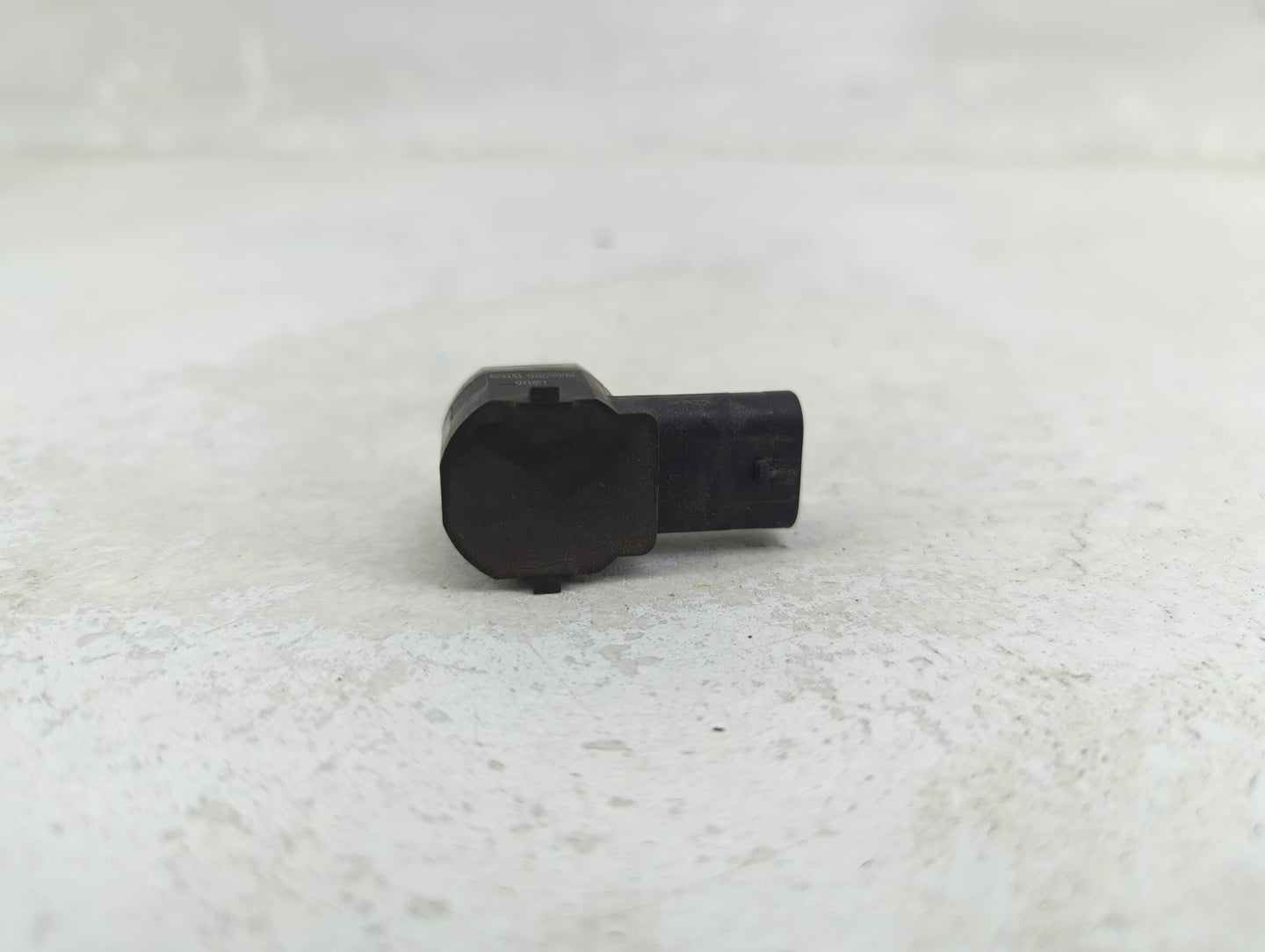 2016 Audi Q3 Front Park Assist Sensor Black 1456390 - Oemusedautoparts1.com