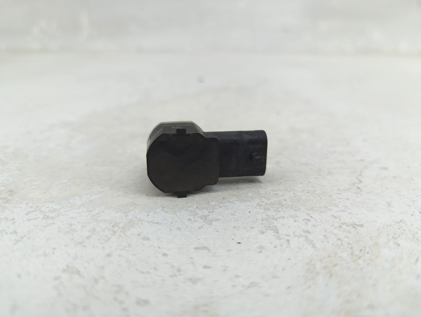 2016 Audi Q3 Front Park Assist Sensor Black 1456390 - Oemusedautoparts1.com