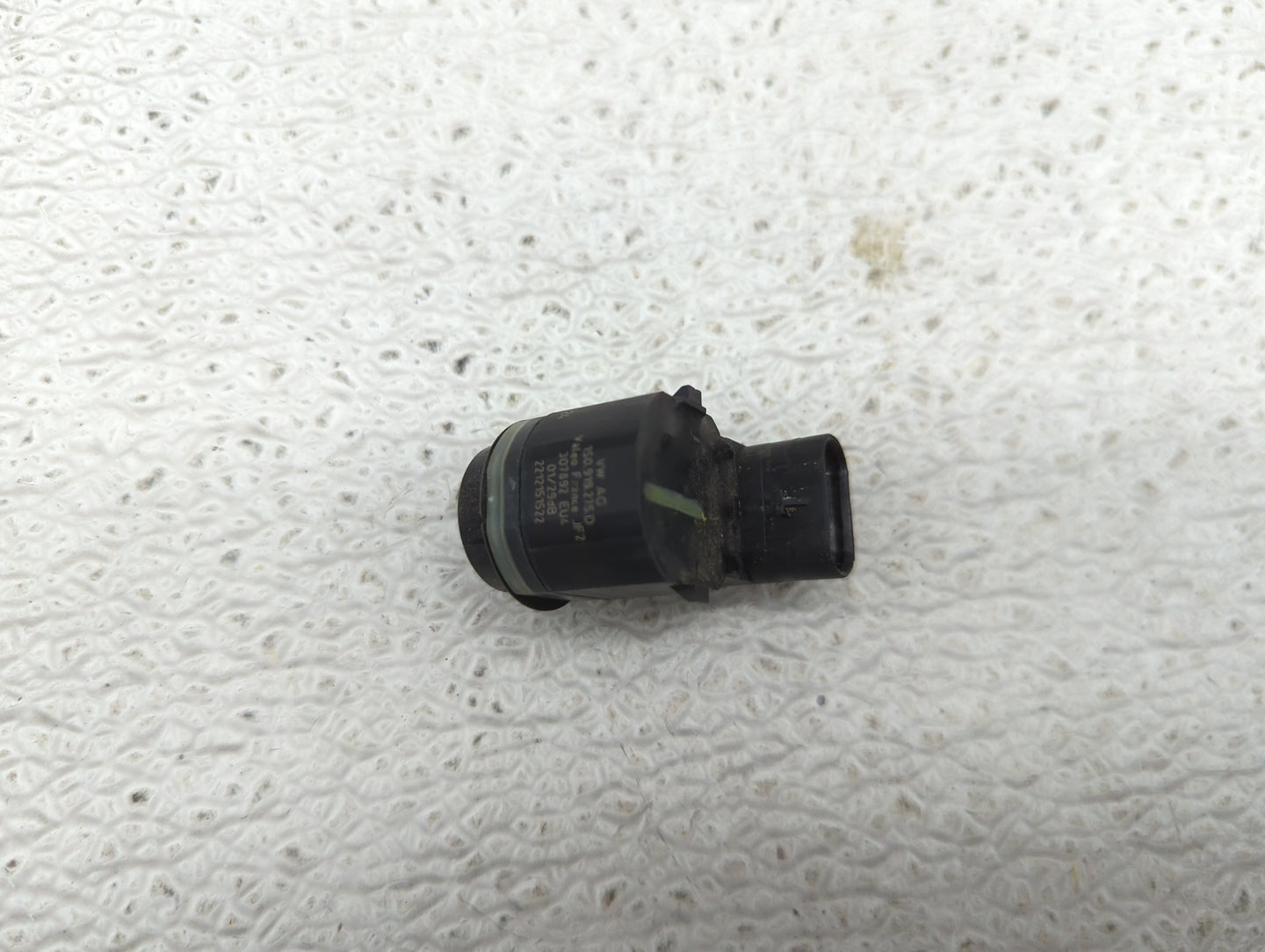 2016 Audi Q3 Front Park Assist Sensor Black 1456989 - Oemusedautoparts1.com