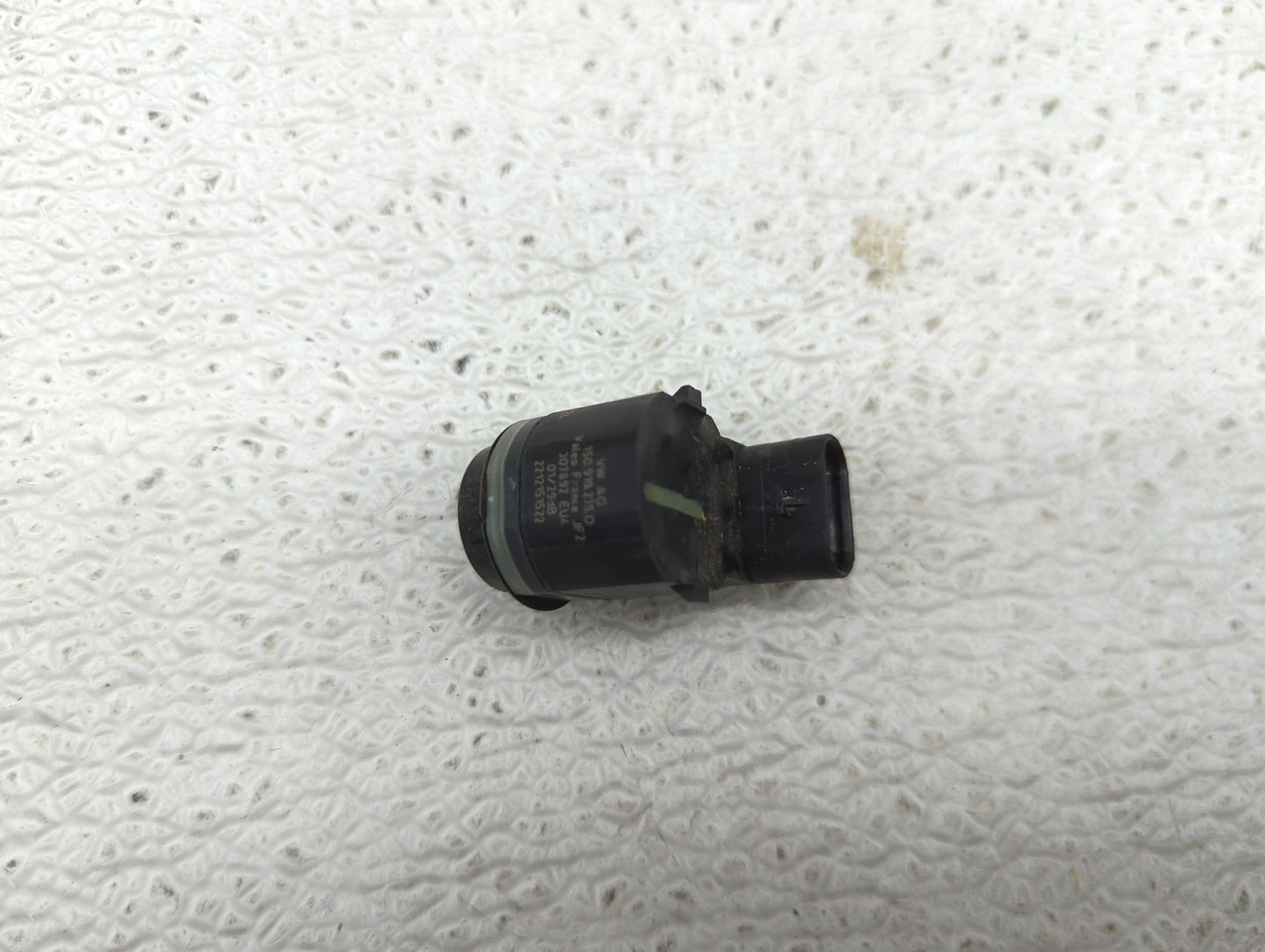 2016 Audi Q3 Front Park Assist Sensor Black 1456989 - Oemusedautoparts1.com