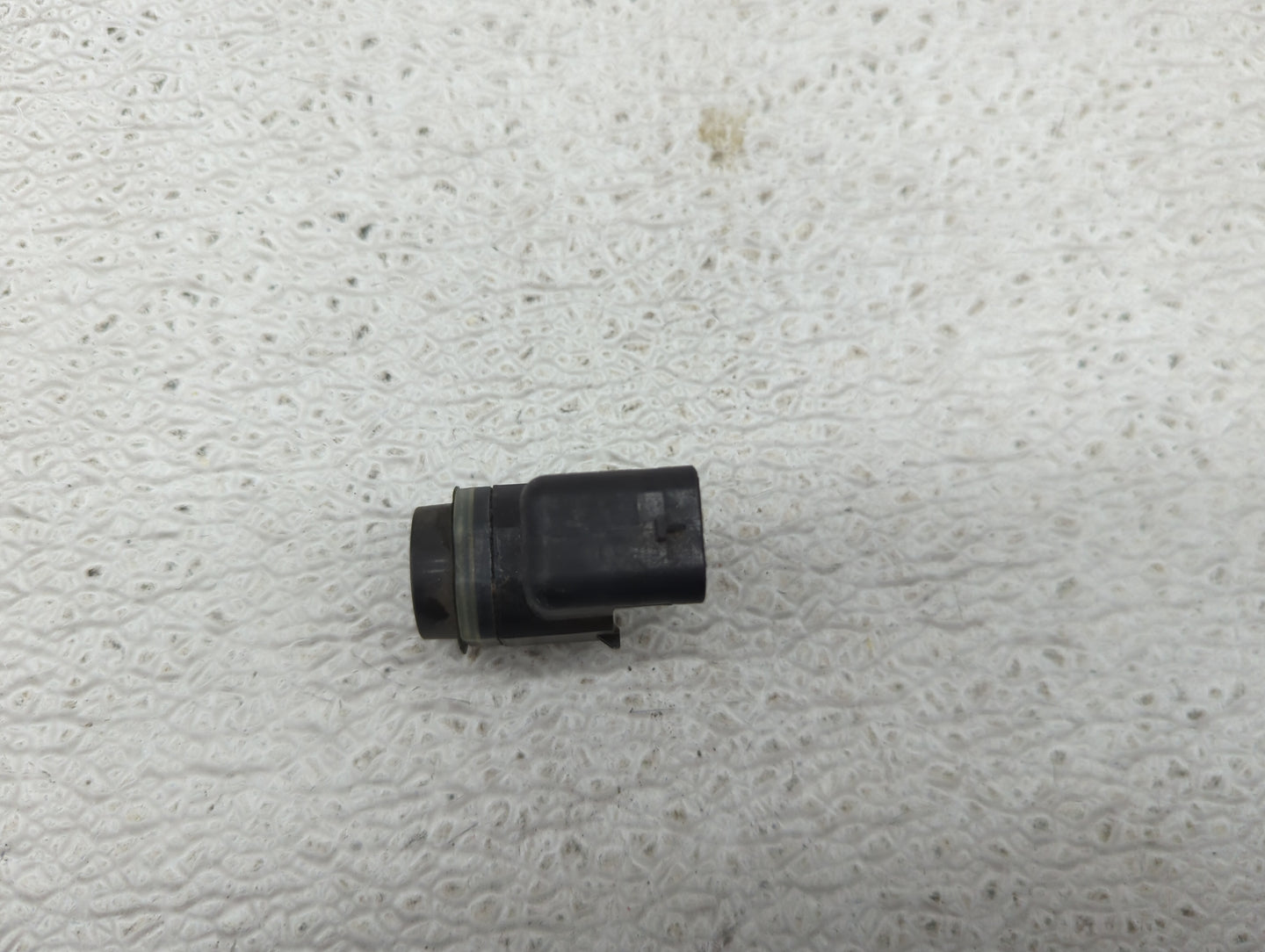 2016 Audi Q3 Front Park Assist Sensor Black 1456989 - Oemusedautoparts1.com
