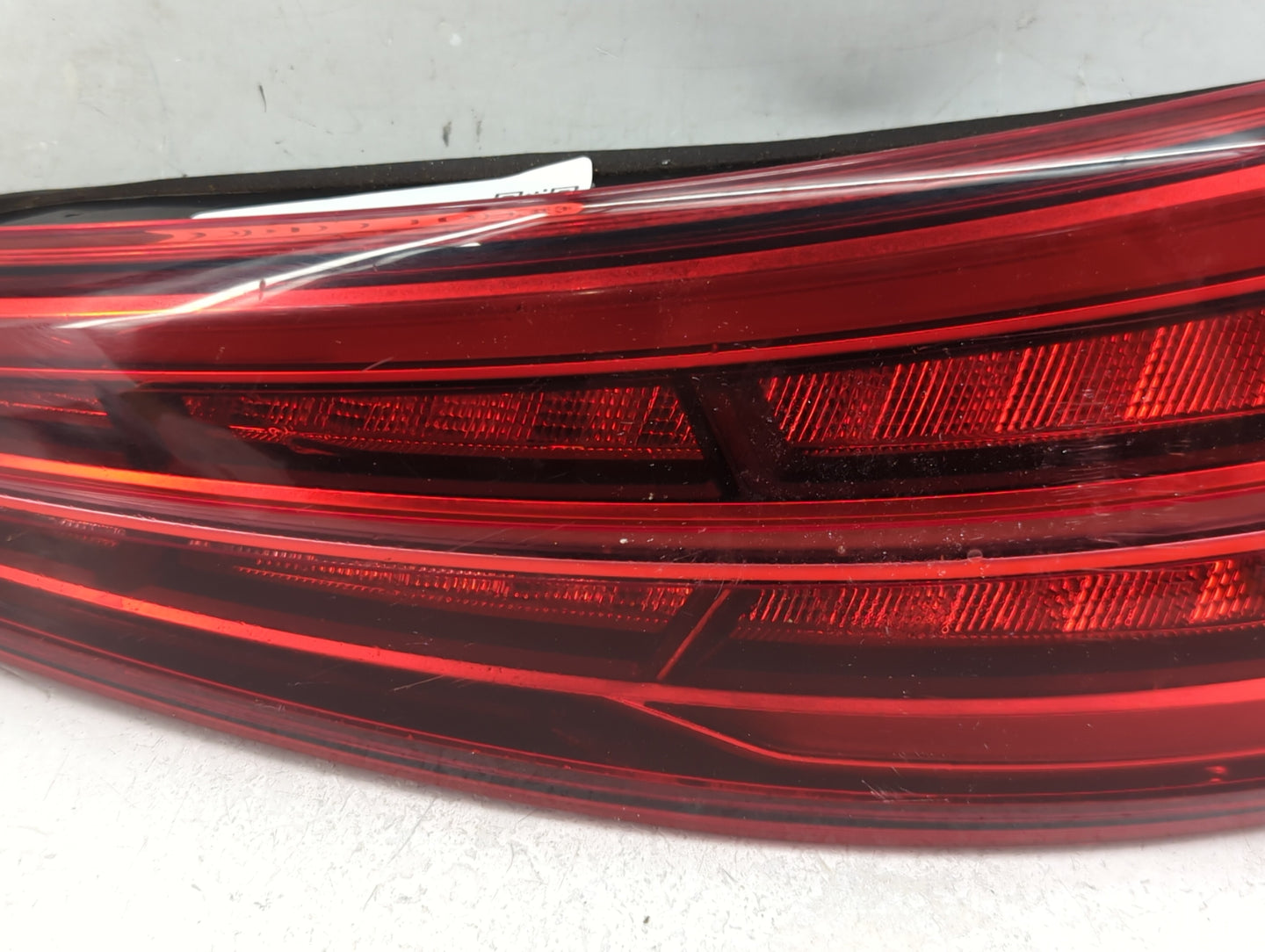 2016-2018 Audi Q3 Tail Light Assembly Passenger Right OEM P/N:8U0 945 094 AC Fits Fits 2016 2017 2018 OEM Used Auto Parts - 