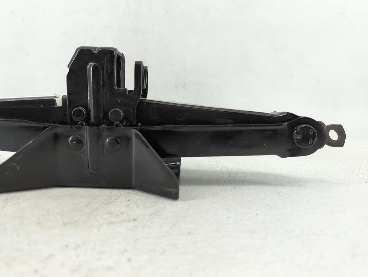 2016 Audi Q3 Spare Scissor Car Jack - Oemusedautoparts1.com