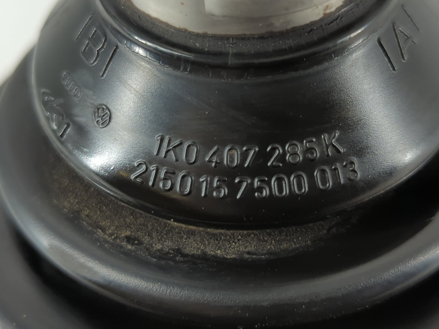 Audi Q3 Axle Shaft Front Driver Cv C/v - Oemusedautoparts1.com