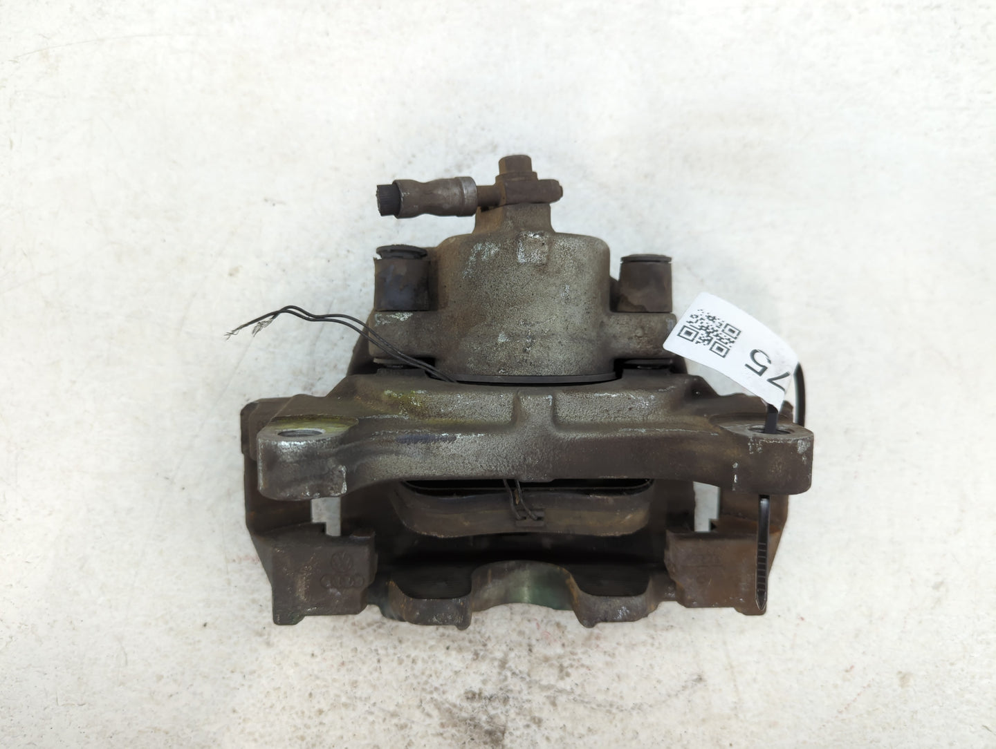 2015-2018 Audi Q3 Front Driver Left Brake Caliper - Oemusedautoparts1.com