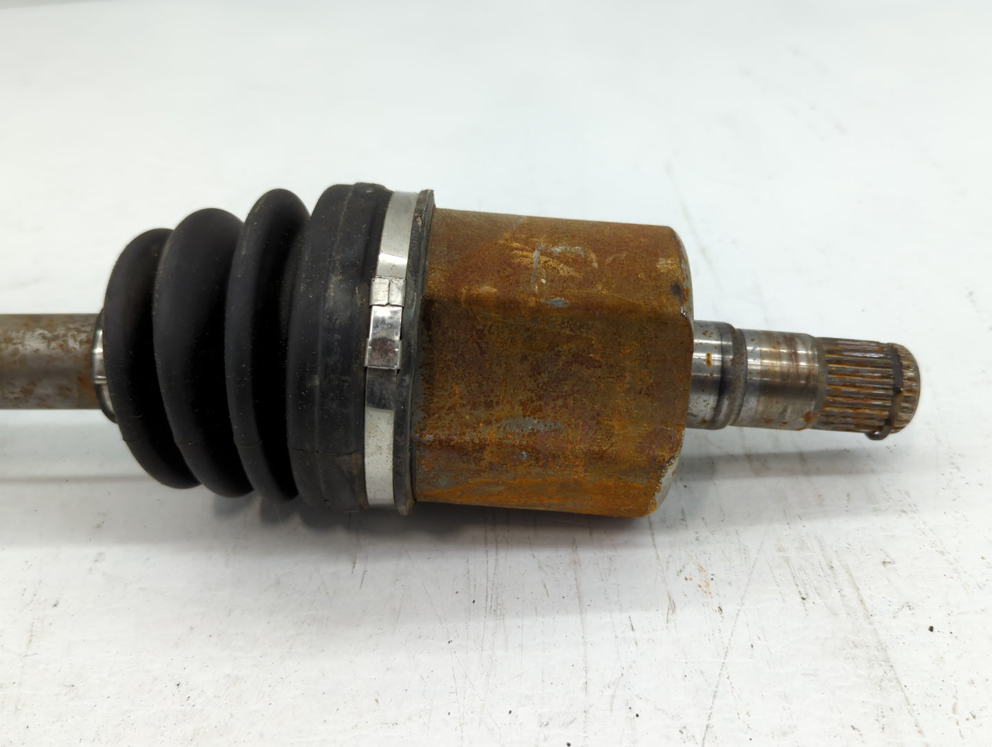 2015-2018 Audi Q3 Axle Shaft Front Passenger Cv C/v - Oemusedautoparts1.com