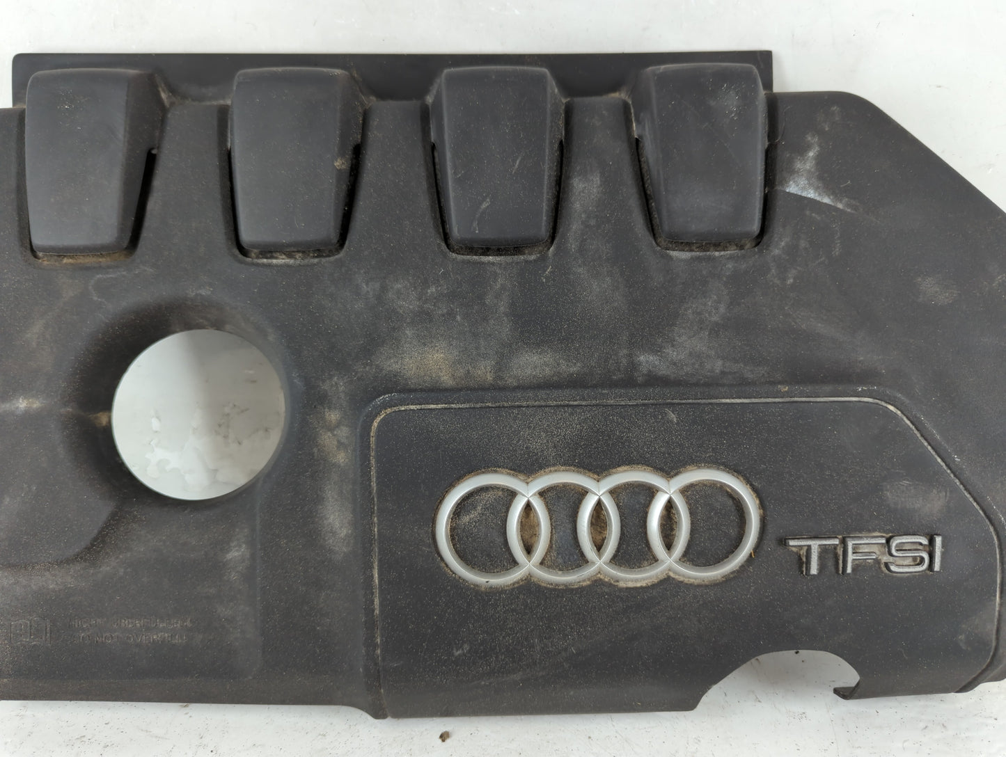 2016 Audi Q3 Engine Cover - Oemusedautoparts1.com