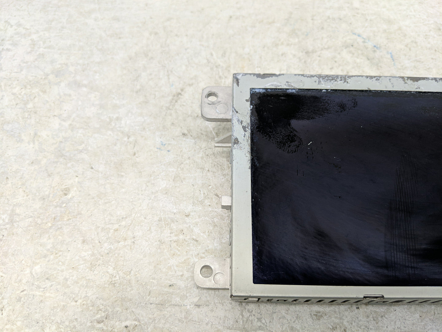 2016 Audi Q5 Information Display Screen - Oemusedautoparts1.com