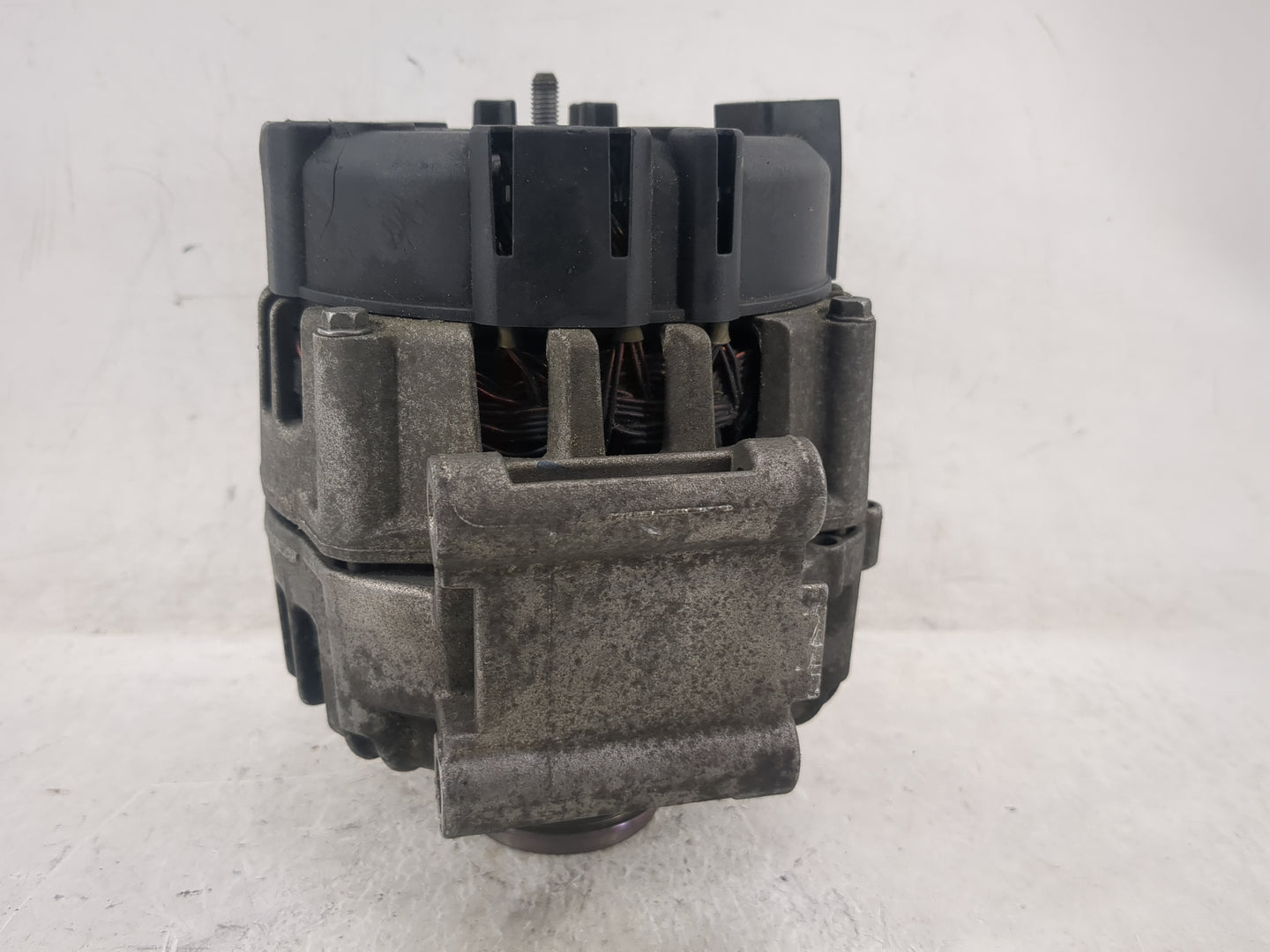 2013-2017 Audi Q5 Alternator Replacement Generator Charging Assembly Engine OEM P/N:2614129E 06H 903 017 K Fits OEM Used Aut