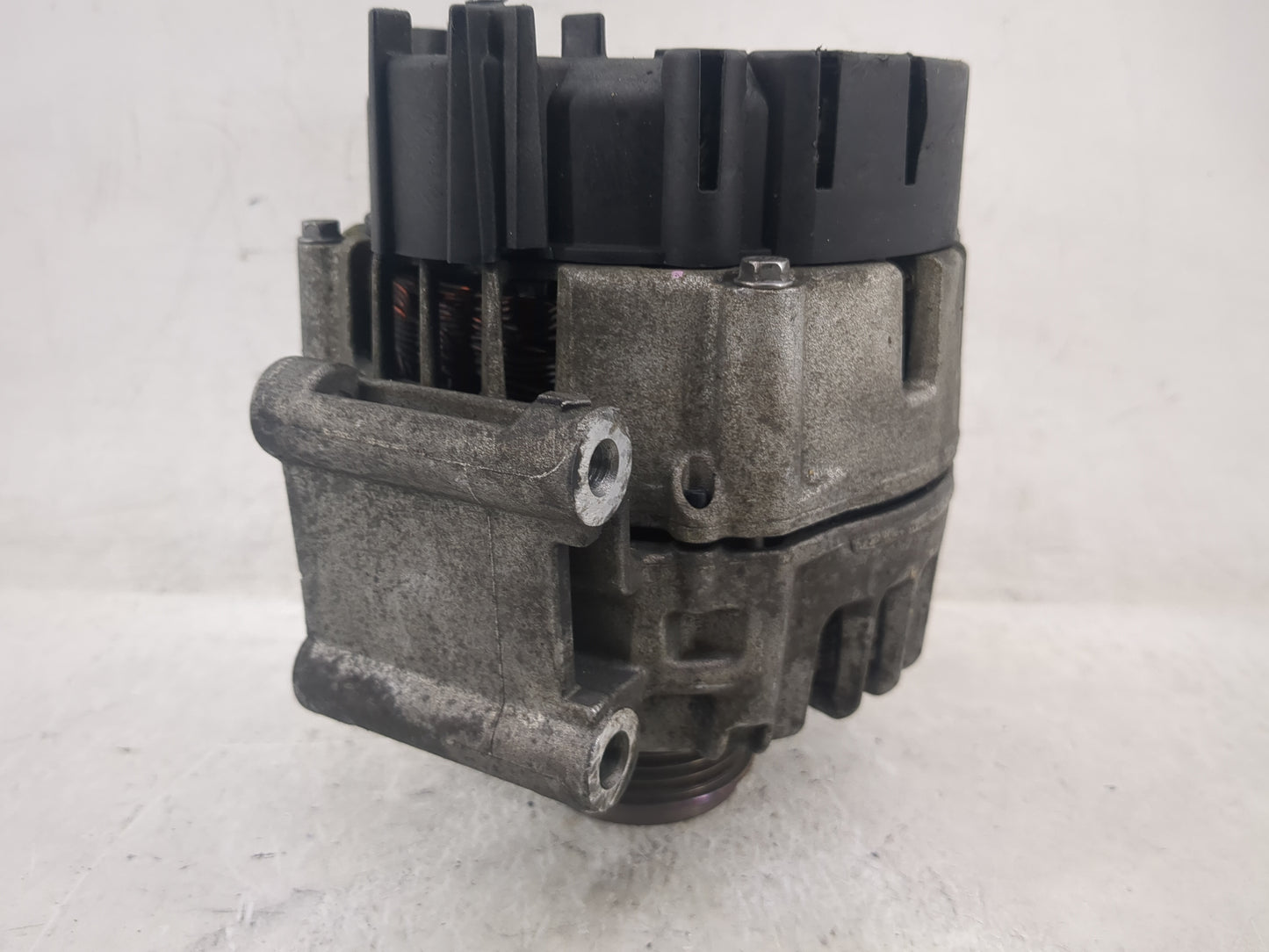 2013-2017 Audi Q5 Alternator Replacement Generator Charging Assembly Engine OEM P/N:2614129E 06H 903 017 K Fits OEM Used Aut