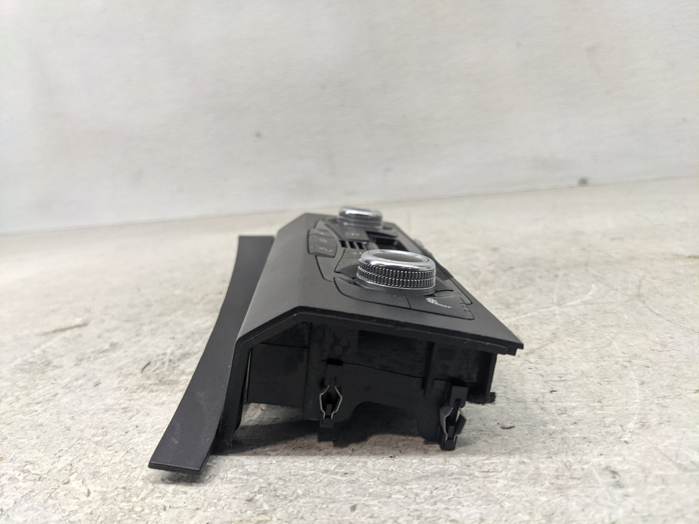 2013-2017 Audi Q5 Climate Control Module Temperature AC/Heater Replacement P/N:8K1 820 043 AQ Fits Fits 2013 2014 2015 2016 