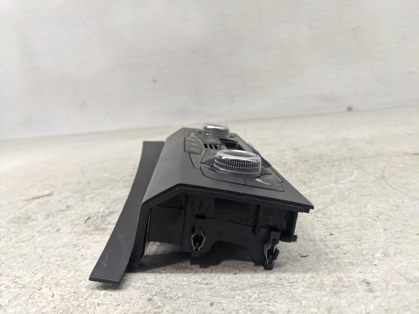 2013-2017 Audi Q5 Climate Control Module Temperature AC/Heater Replacement P/N:8K1 820 043 AQ Fits Fits 2013 2014 2015 2016 