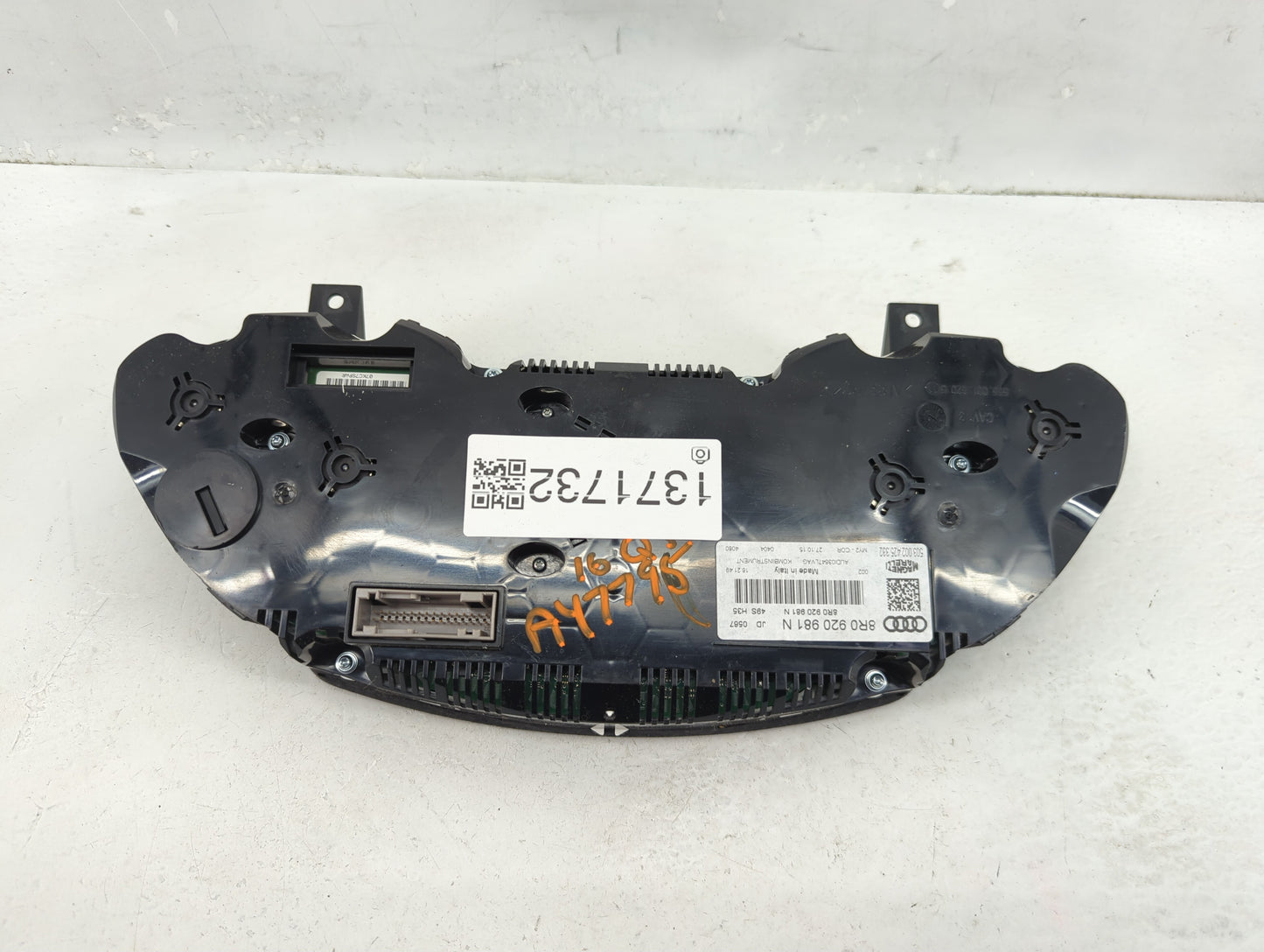 2013-2017 Audi Q5 Instrument Cluster Speedometer Gauges P/N:8r0920981N Fits Fits 2013 2014 2015 2016 2017 OEM Used Auto Part