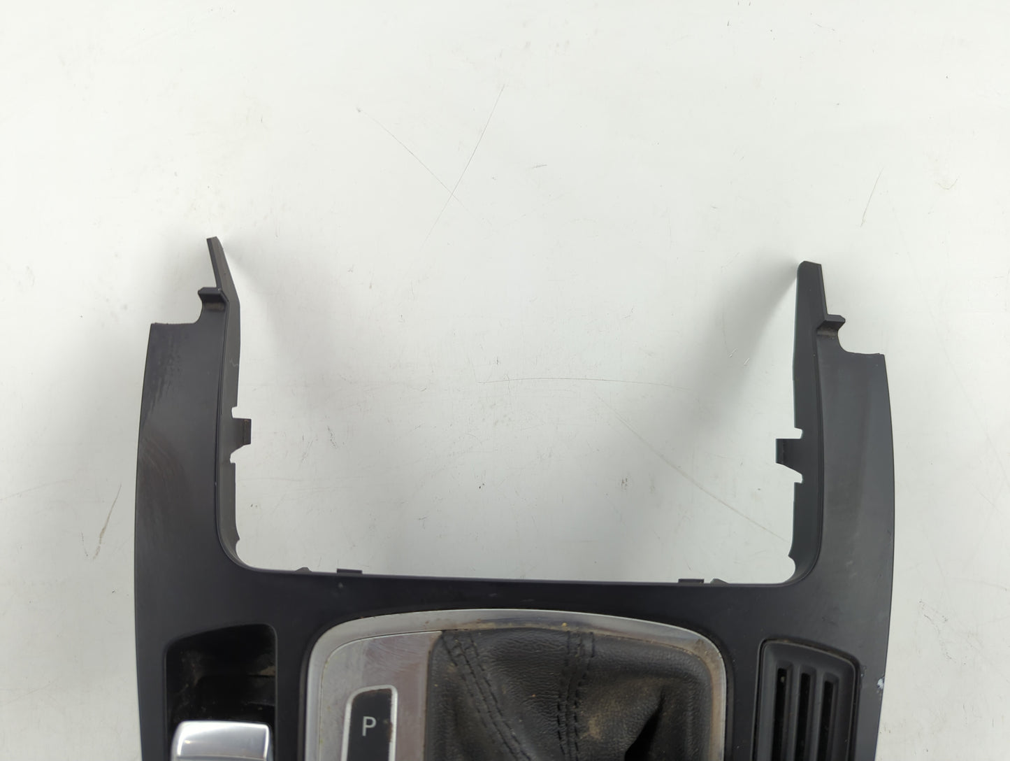 2009-2017 Audi Q5 Radio Control Panel - Oemusedautoparts1.com