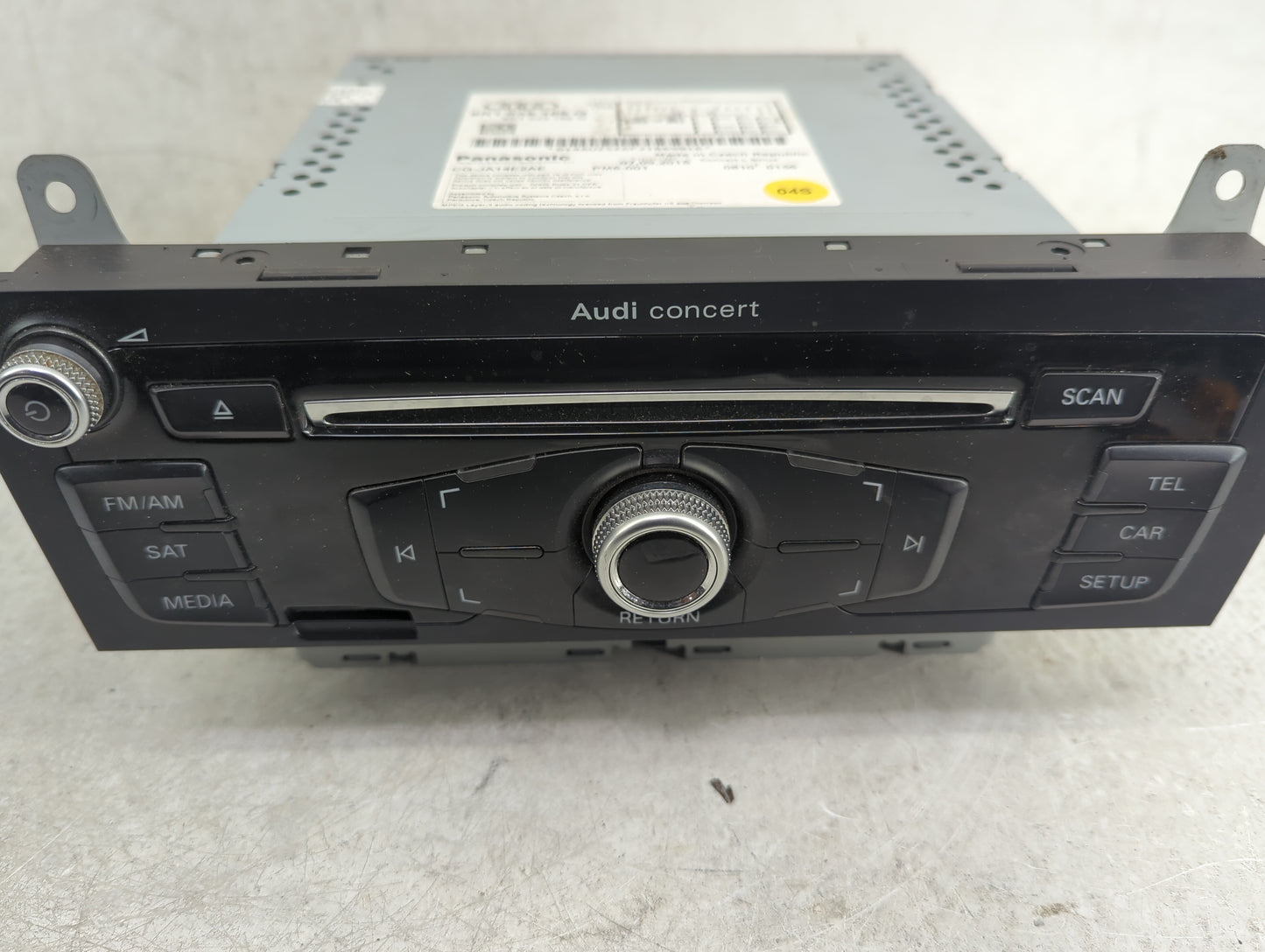 2011-2017 Audi Q5 Radio AM FM Cd Player Receiver Replacement P/N:8R1035186Q CQ-JA14E2AE Fits OEM Used Auto Parts - Oemusedau