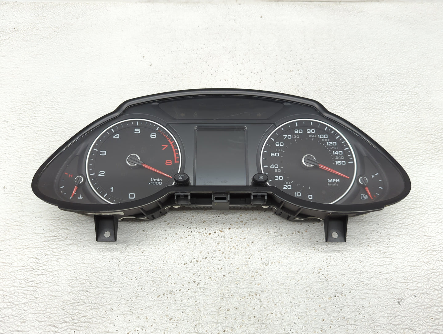 2013-2017 Audi Q5 Instrument Cluster Speedometer Gauges P/N:8R0920981N 503002425332 Fits Fits 2013 2014 2015 2016 2017 OEM U