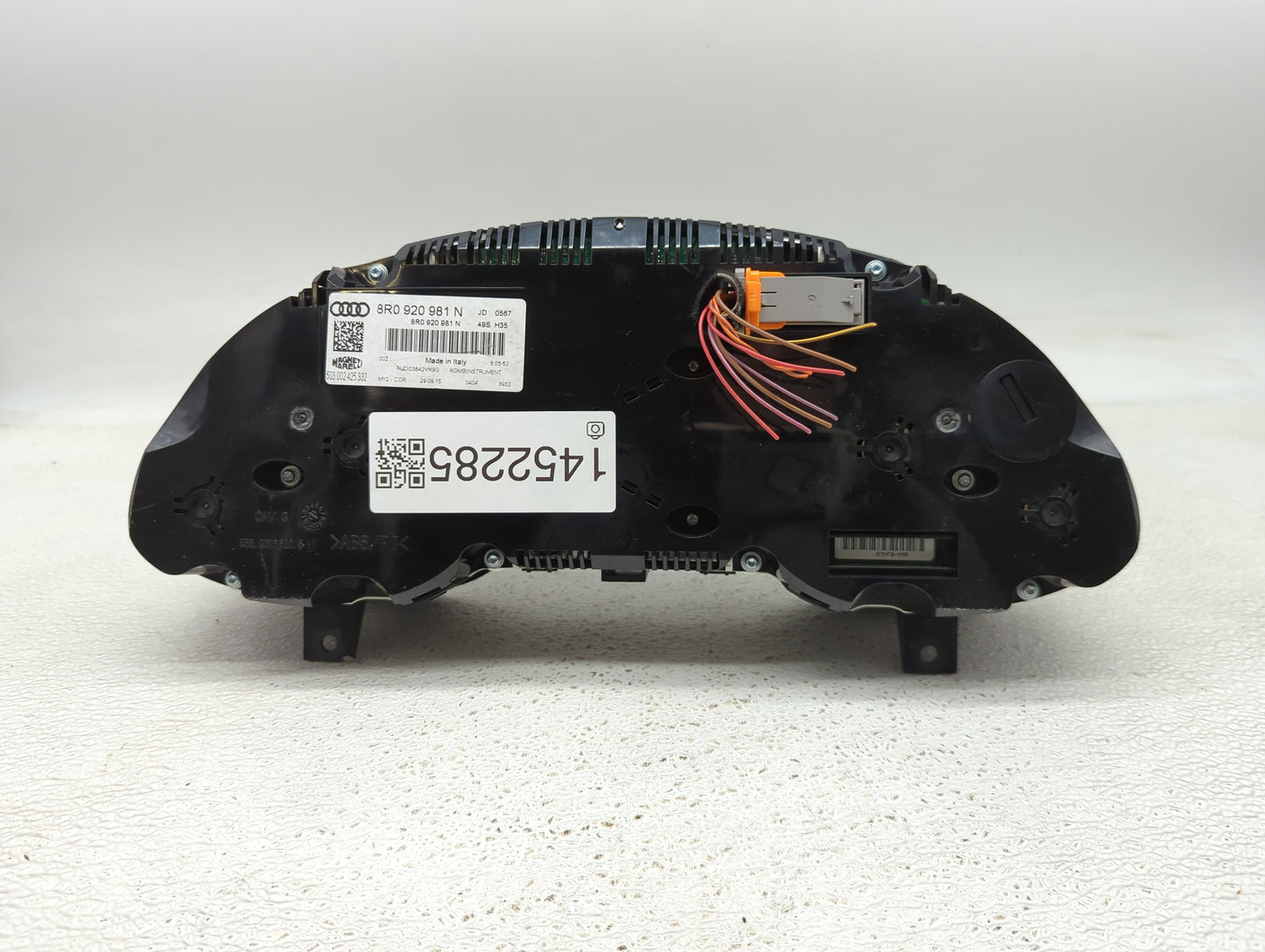 2013-2017 Audi Q5 Instrument Cluster Speedometer Gauges P/N:8R0920981N 503002425332 Fits Fits 2013 2014 2015 2016 2017 OEM U