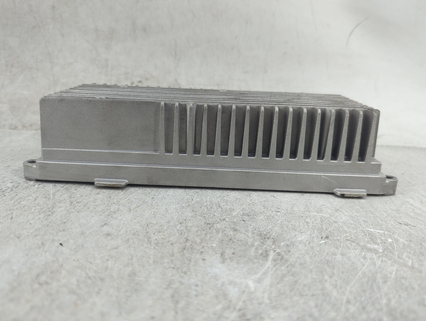 2013-2017 Audi Q5 Radio Speaker Amplifier 8r0035223h|8r0035223f 1456749 - Oemusedautoparts1.com