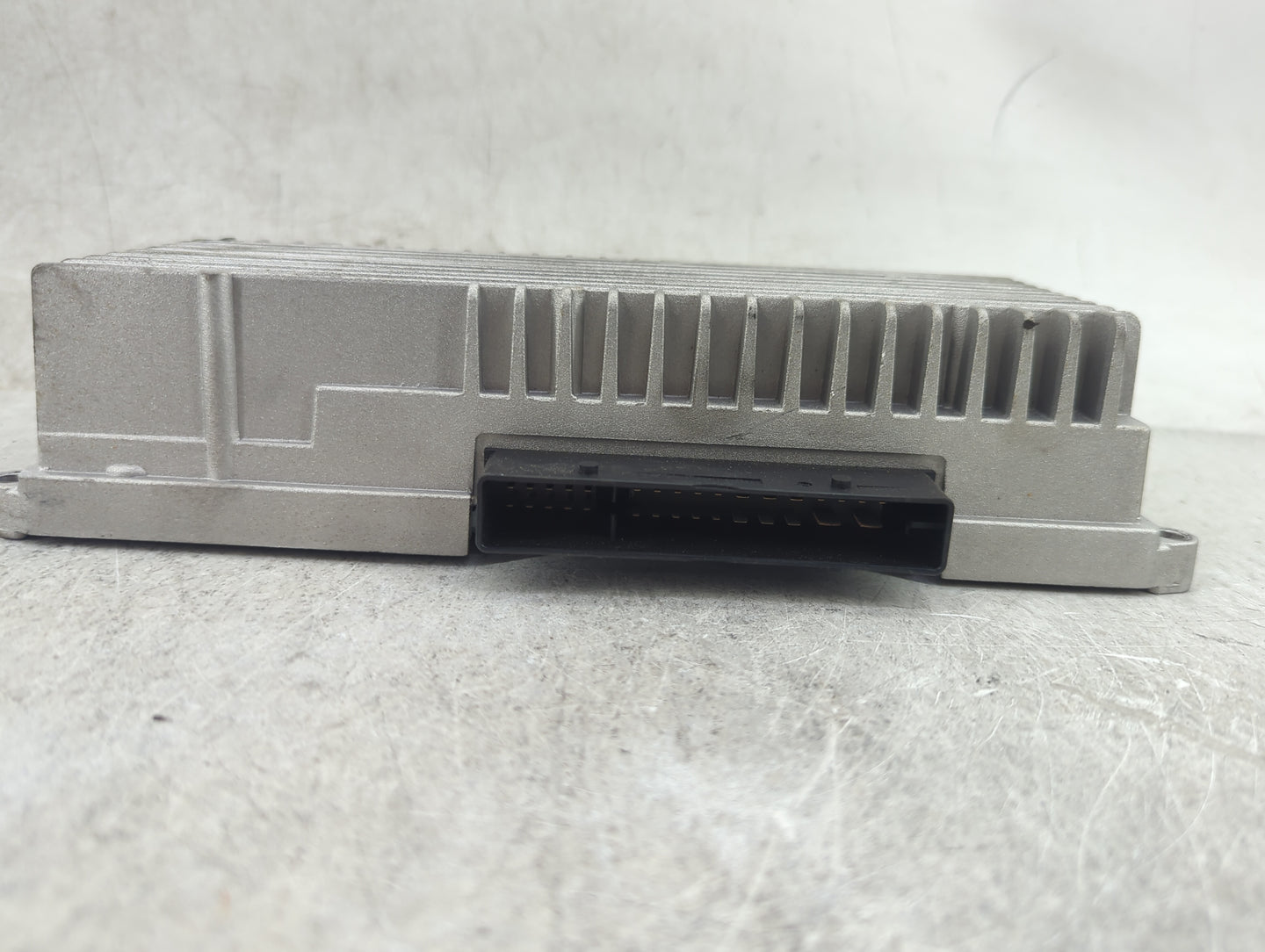 2013-2017 Audi Q5 Radio Speaker Amplifier 8r0035223h|8r0035223f 1456749 - Oemusedautoparts1.com