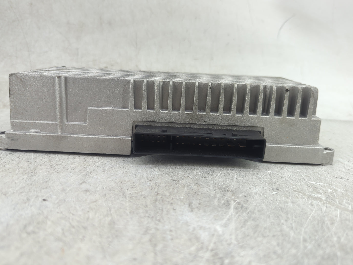 2013-2017 Audi Q5 Radio Speaker Amplifier 8r0035223h|8r0035223f 1456749 - Oemusedautoparts1.com