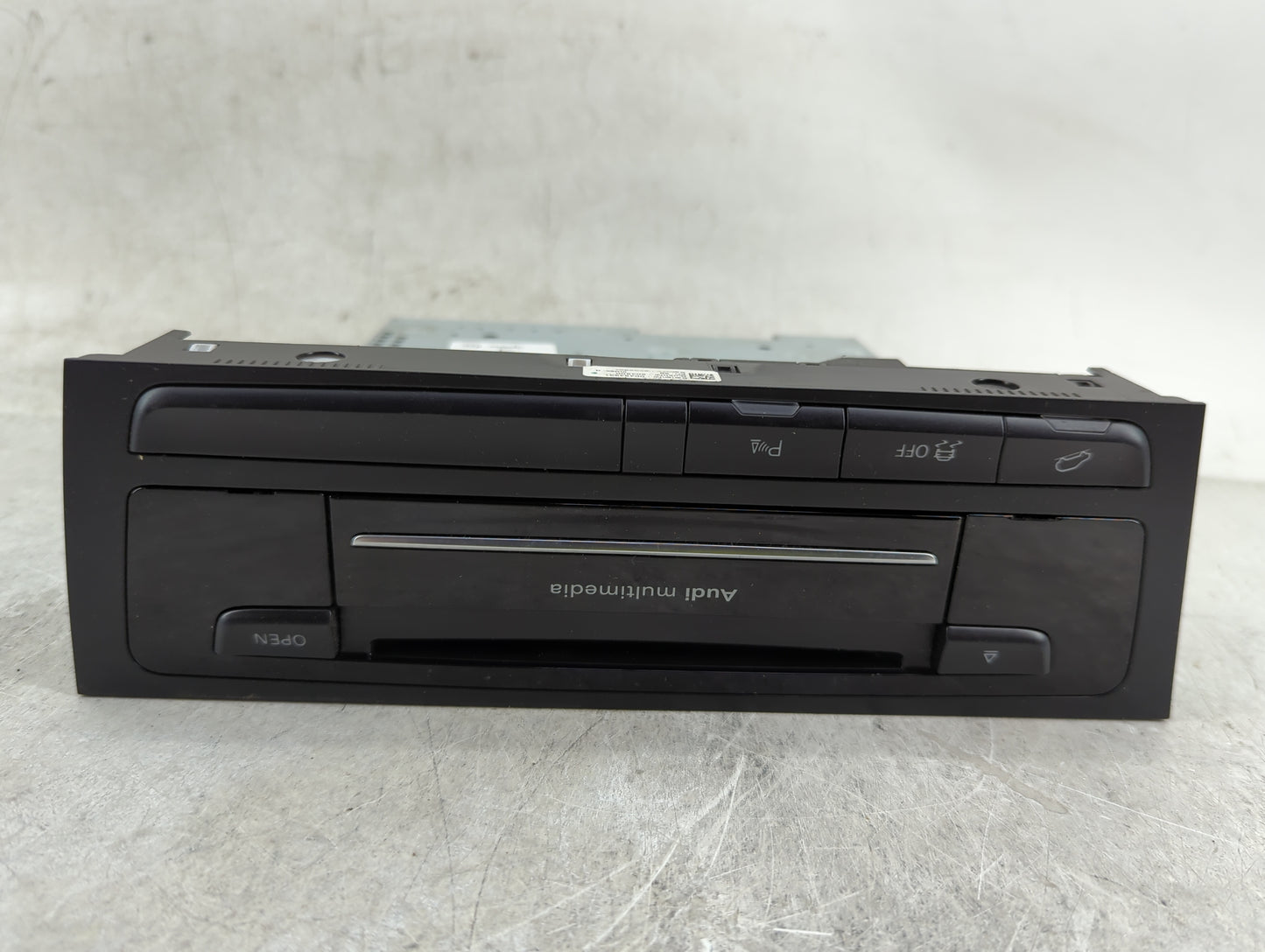 2016 Audi Q5 Radio AM FM Cd Player Receiver Replacement P/N:8R1035746J 8R1035746G Fits OEM Used Auto Parts - Oemusedautopart