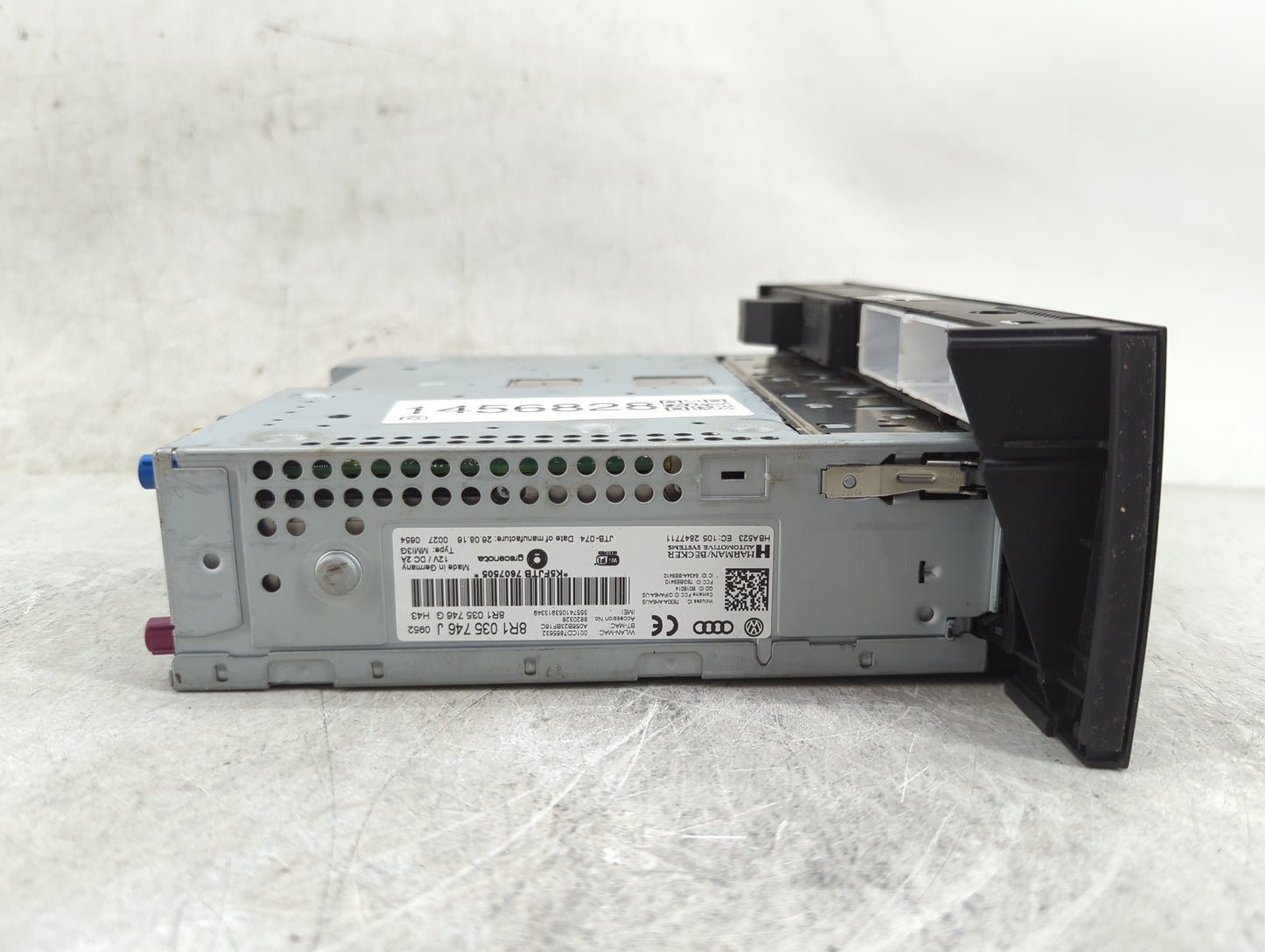 2016 Audi Q5 Radio AM FM Cd Player Receiver Replacement P/N:8R1035746J 8R1035746G Fits OEM Used Auto Parts - Oemusedautopart
