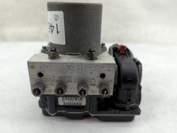 2013-2016 Audi Q5 ABS Pump Control Module Replacement P/N:8R0907379AS 0265234476, 0265952166 Fits Fits 2013 2014 2015 2016 OEM Used Auto Parts
