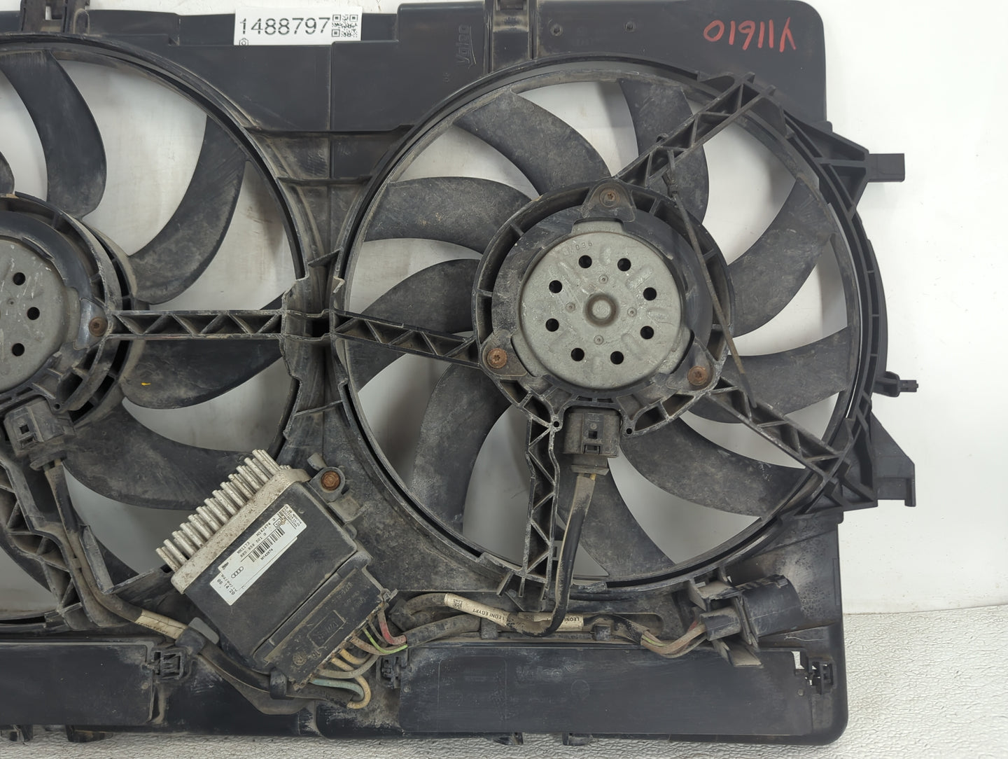 2009-2017 Audi Q5 Electric Radiator Cooling Fan Motor Assembly P/N:8K0121003P M136317 Fits OEM Used Auto Parts - Oemusedauto
