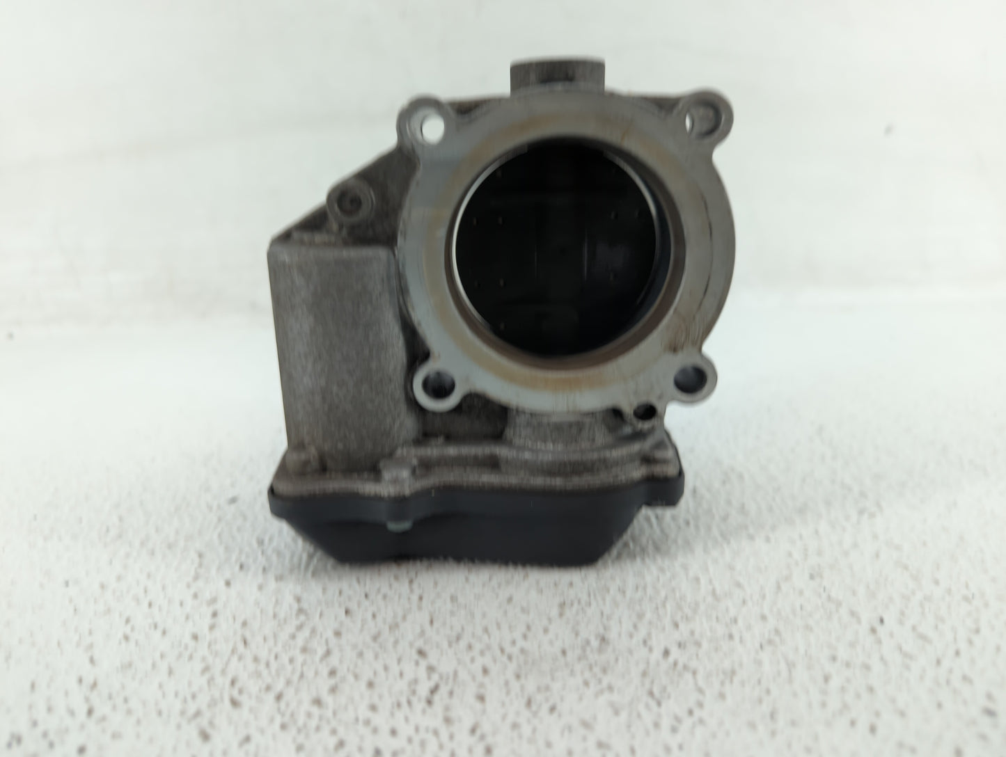 2010-2017 Audi Q5 Throttle Body P/N:06F 133 062 T 06F 133 062 Q Fits OEM Used Auto Parts - Oemusedautoparts1.com