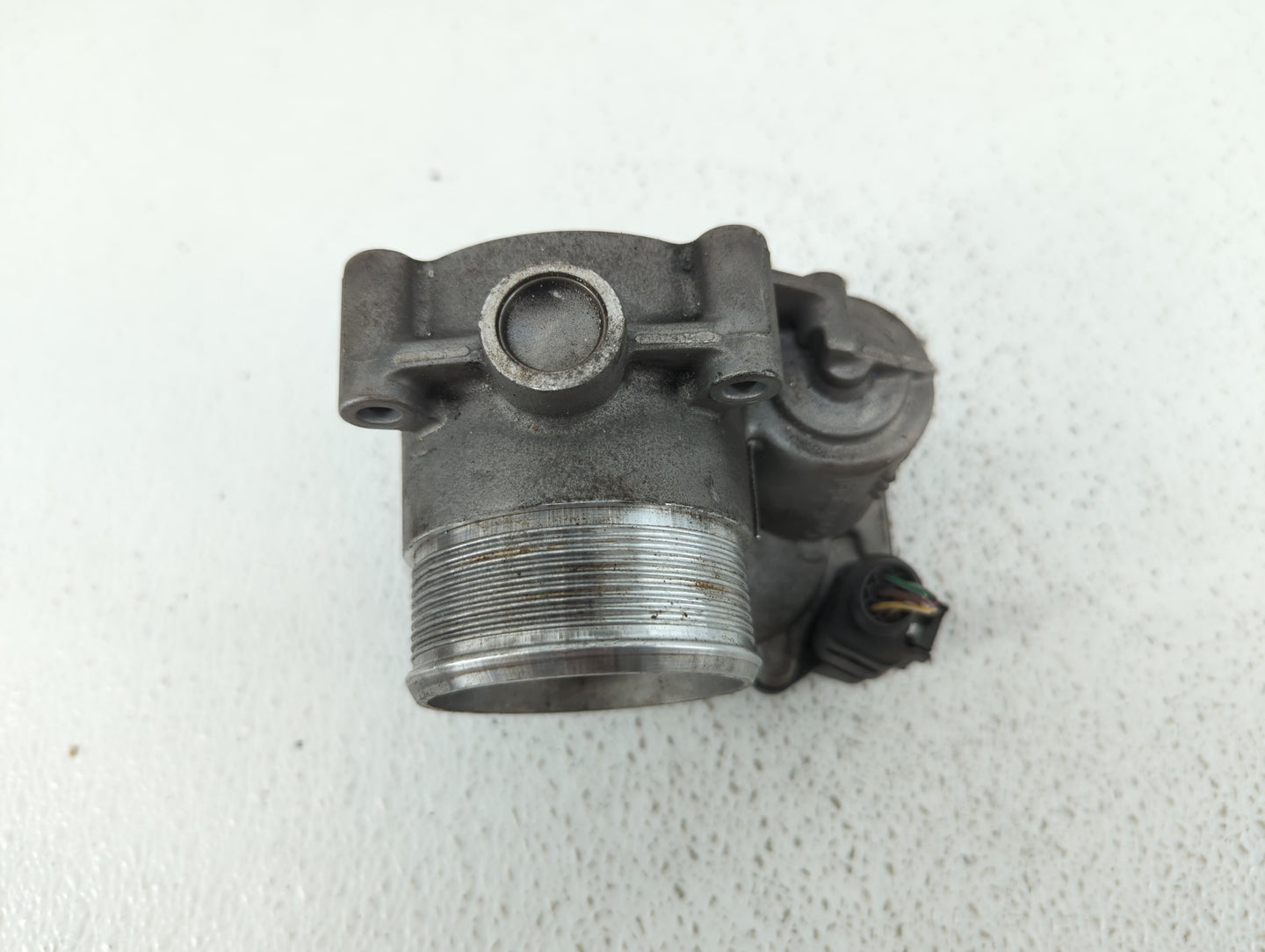 2010-2017 Audi Q5 Throttle Body P/N:06F 133 062 T 06F 133 062 Q Fits OEM Used Auto Parts - Oemusedautoparts1.com